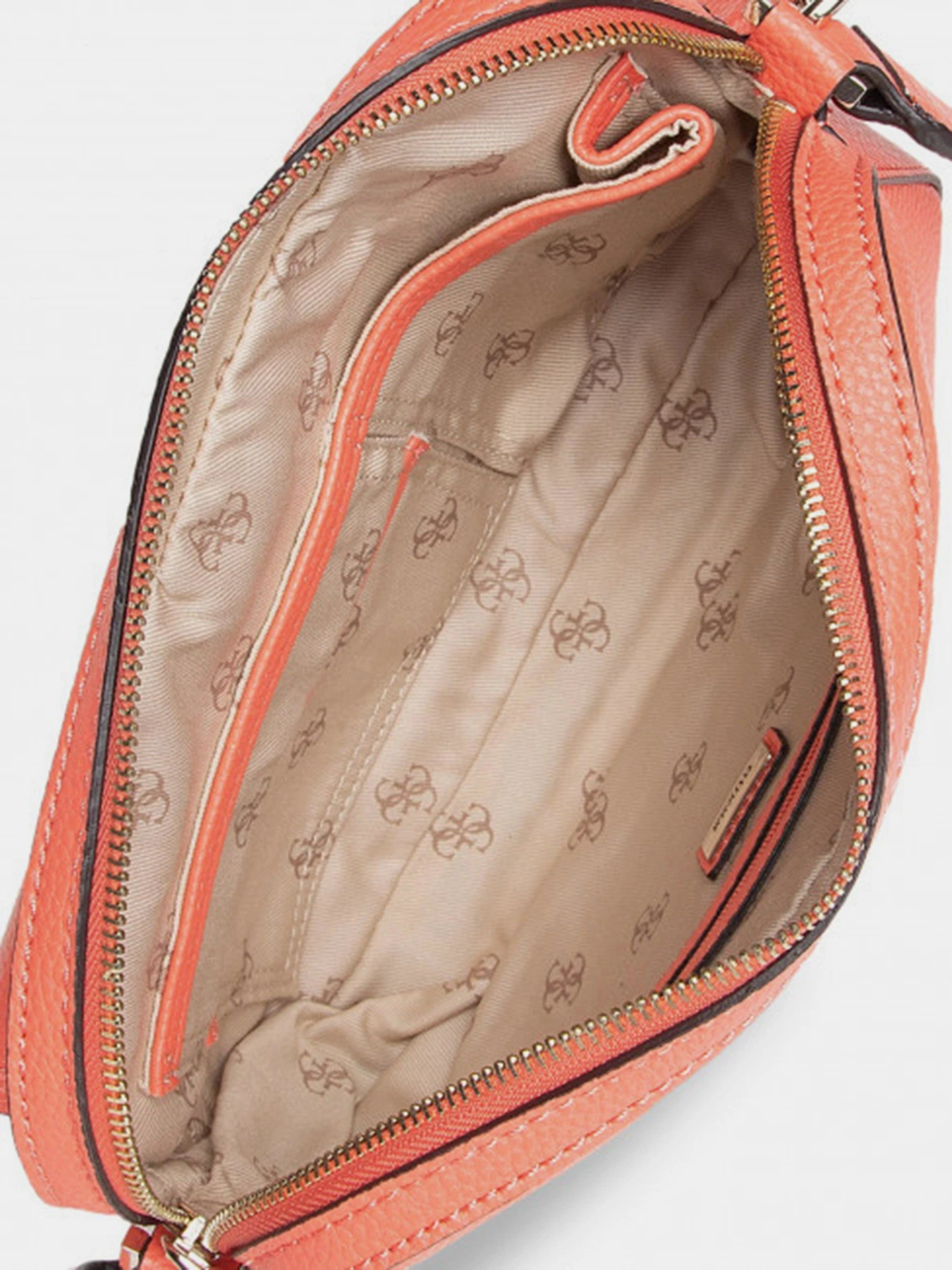 Сумки GUESS модель HWVG81.31140;COR Сумки GUESS модель HWVG81.31140;COR Фото