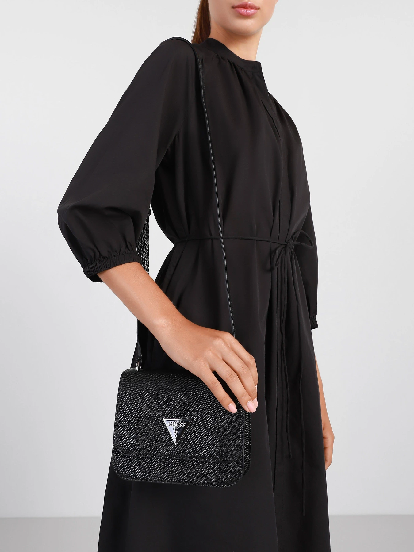 Сумки GUESS Noelle модель HWZY78.79780;BLA Сумки GUESS Noelle модель HWZY78.79780;BLA Фото