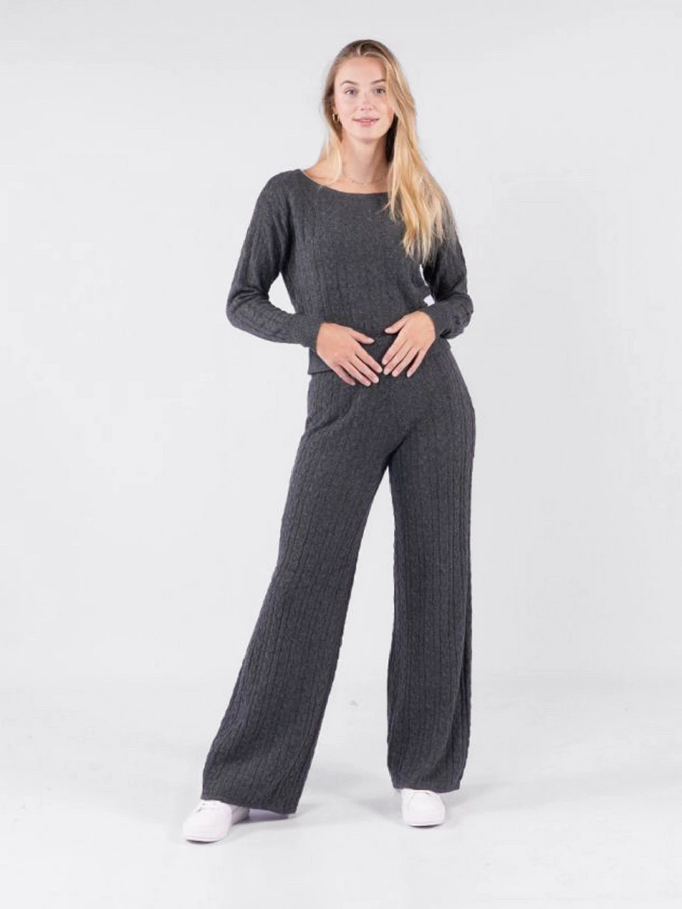 Штани GUESS Tamara модель W1BR07.Z2QA0;F9G2 Штани GUESS Tamara модель W1BR07.Z2QA0;F9G2 Фото