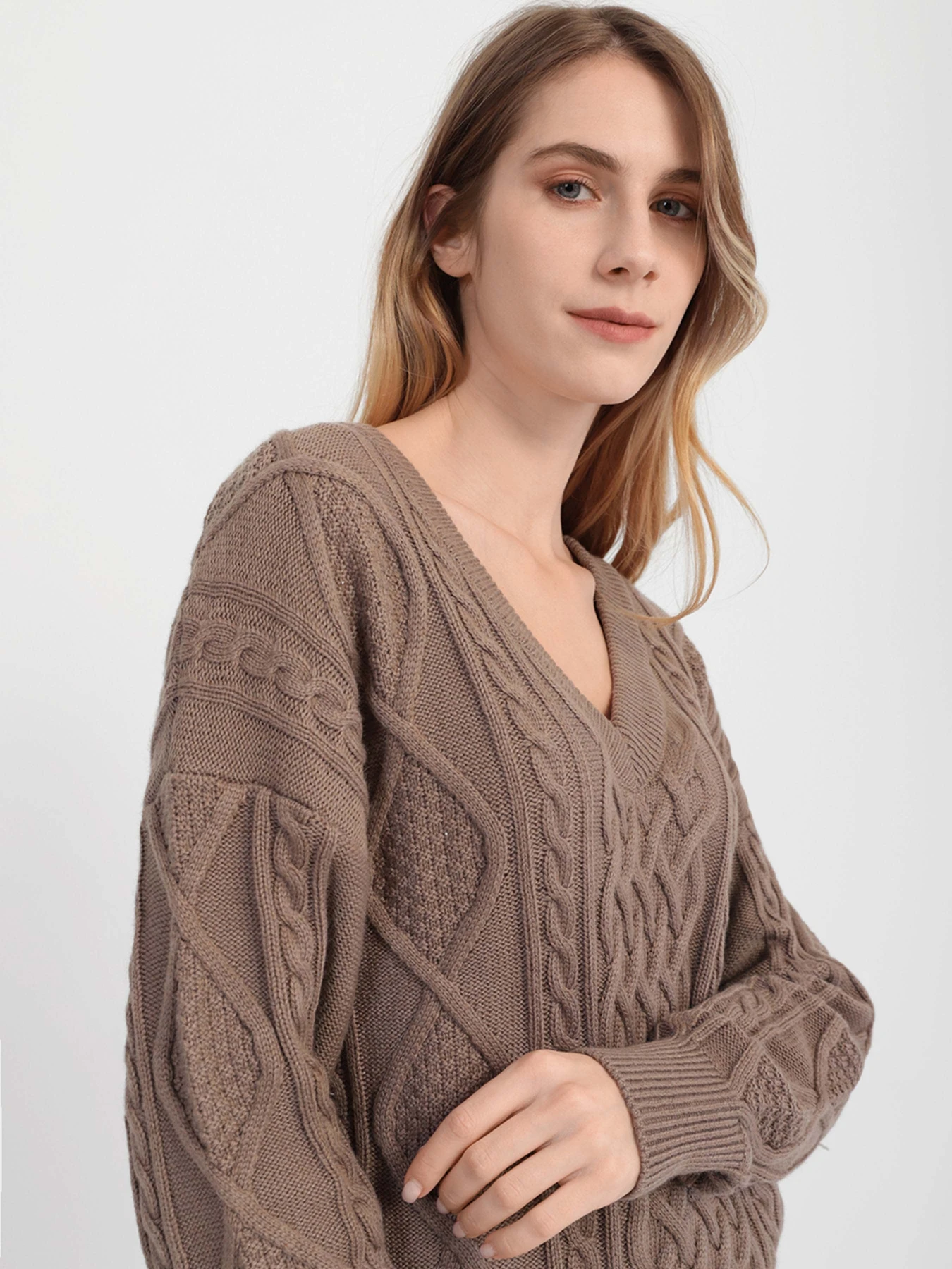 Светри та кардигани GUESS Slouchy Cable Noemi модель W1BR50.Z2QA0;G1EC Светри та кардигани GUESS Slouchy Cable Noemi модель W1BR50.Z2QA0;G1EC Фото