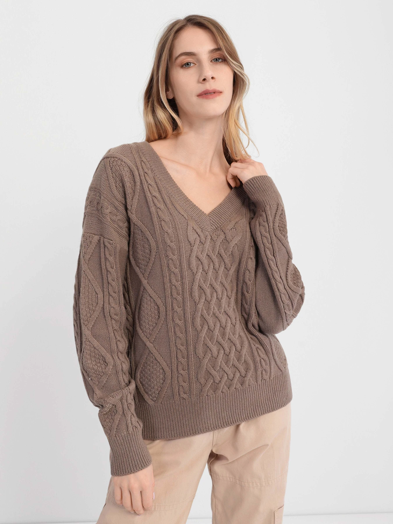 Светри та кардигани GUESS Slouchy Cable Noemi модель W1BR50.Z2QA0;G1EC Светри та кардигани GUESS Slouchy Cable Noemi модель W1BR50.Z2QA0;G1EC Фото