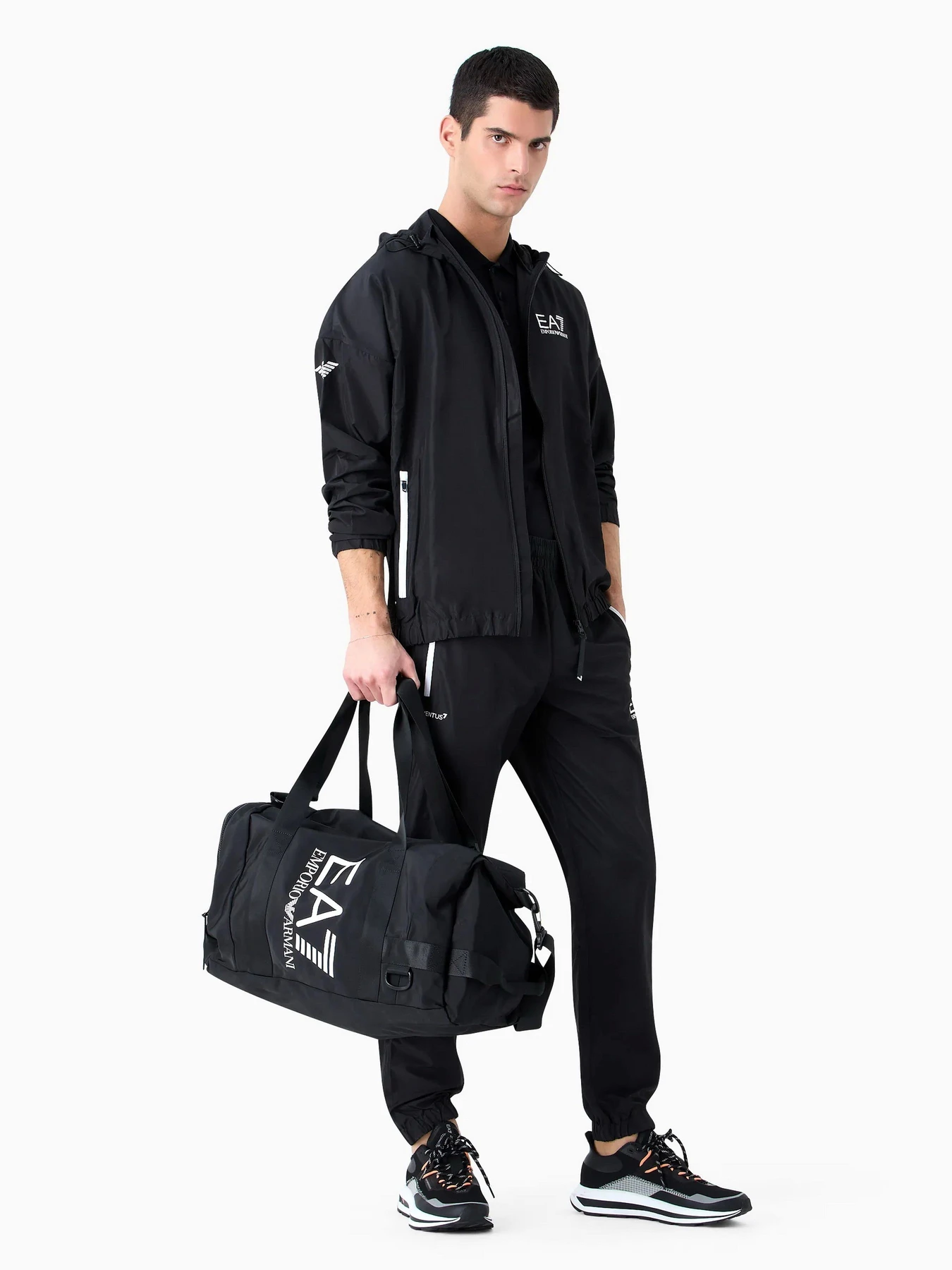 Костюмы EA7 Tennis Pro Ventus7 модель 8NPV08-PN4HZ-0200 Костюмы EA7 Tennis Pro Ventus7 модель 8NPV08-PN4HZ-0200 Фото