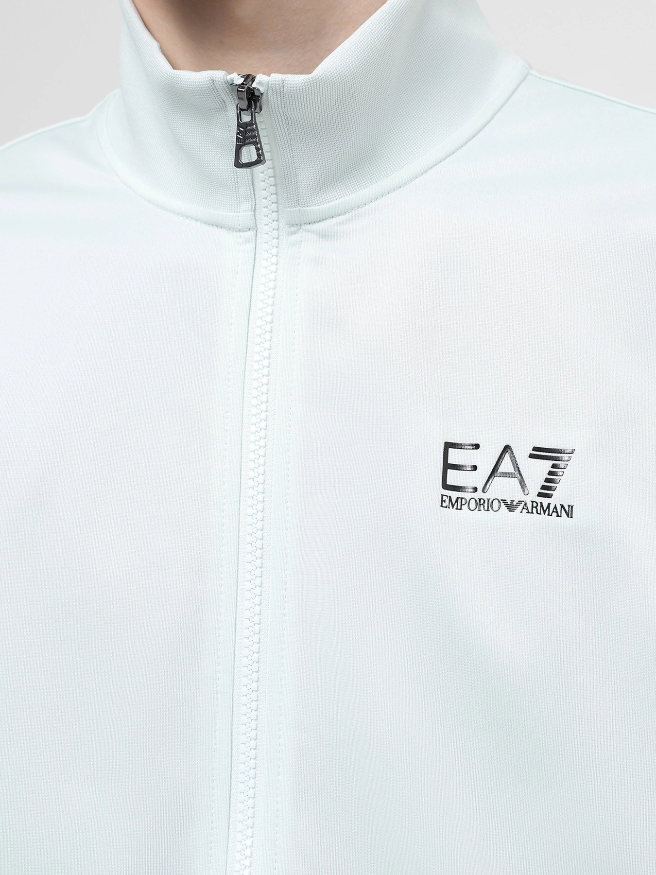 Костюмы EA7 Core модель 8NPV71-PJ08Z-1133 Костюмы EA7 Core модель 8NPV71-PJ08Z-1133 Фото