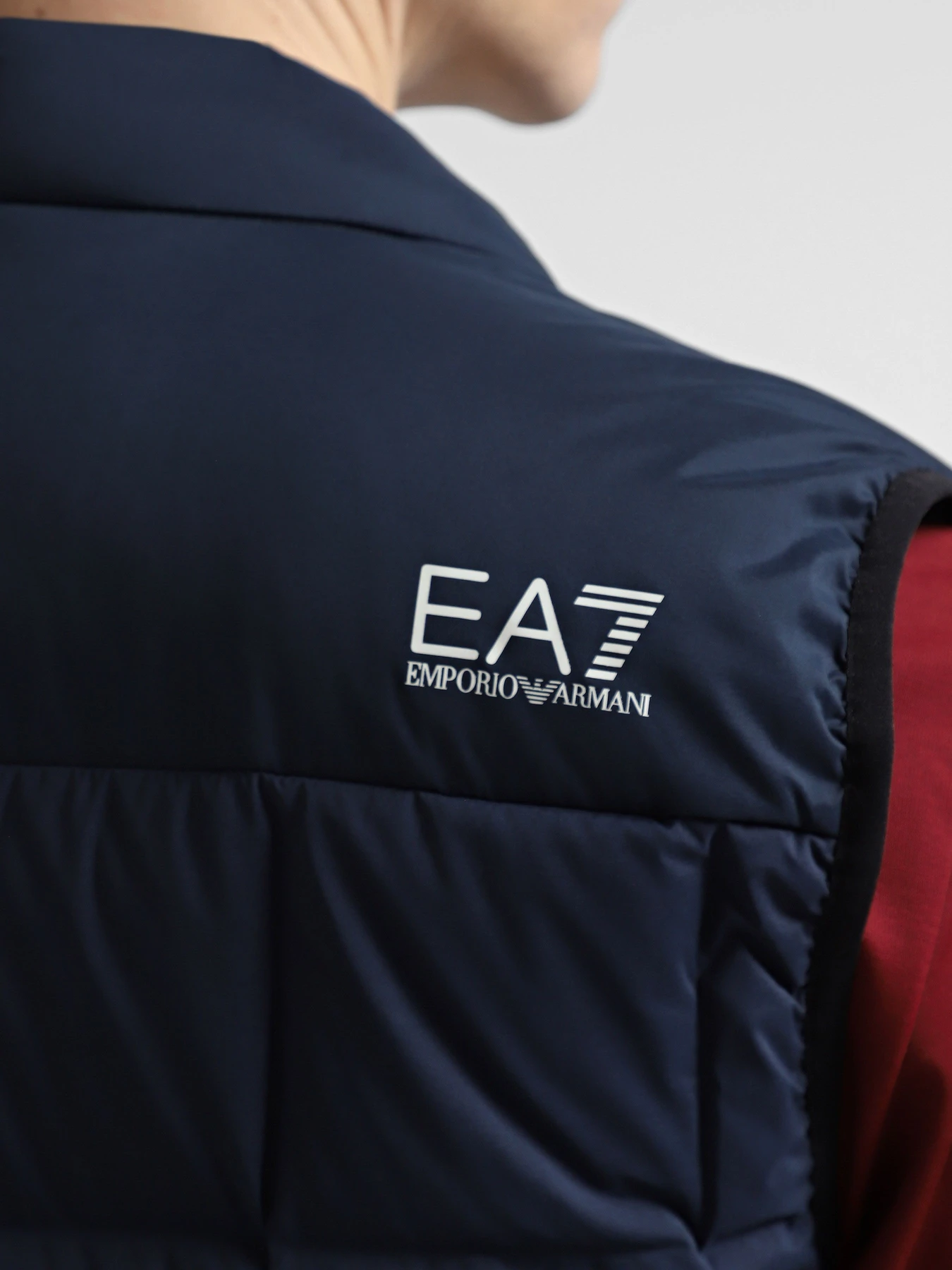 Куртки и дубленки EA7 модель 6DPQ08-PNGKZ-1562 Куртки и дубленки EA7 модель 6DPQ08-PNGKZ-1562 Фото