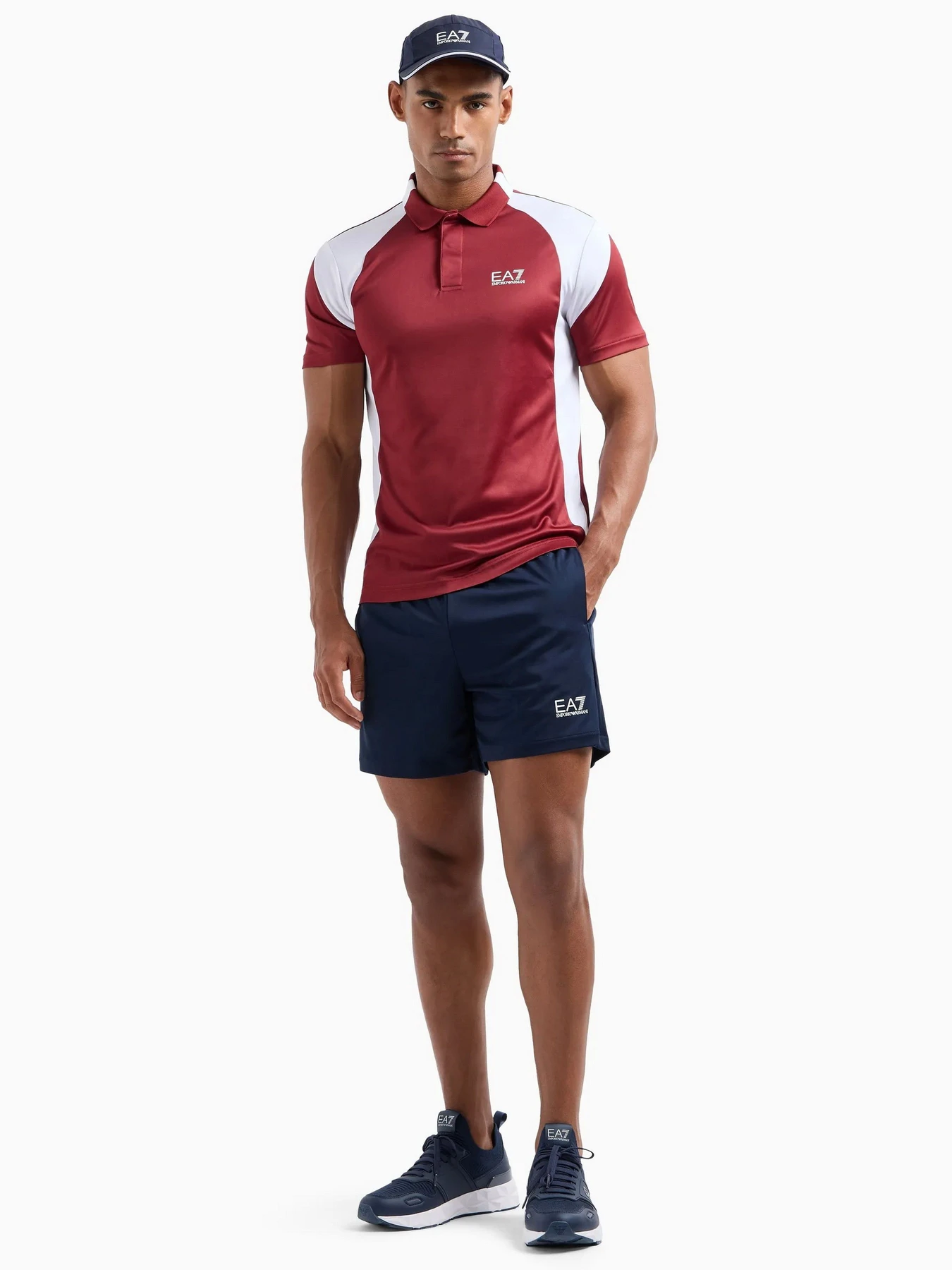 Шорты EA7 Tennis Pro модель 6DPS02-PJPCZ-1562 Шорты EA7 Tennis Pro модель 6DPS02-PJPCZ-1562 Фото