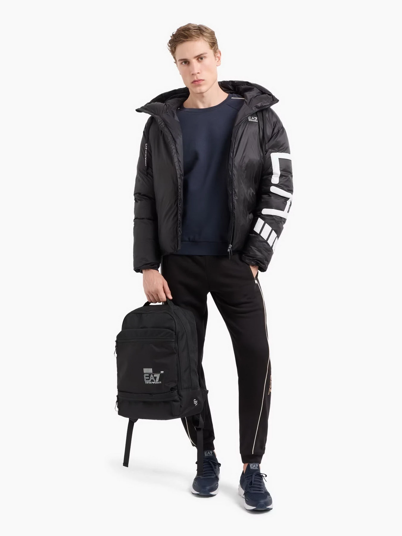 Худи и свитшоты EA7 Logo Series модель 6DPM20-PJZJZ-1562 Худи и свитшоты EA7 Logo Series модель 6DPM20-PJZJZ-1562 Фото