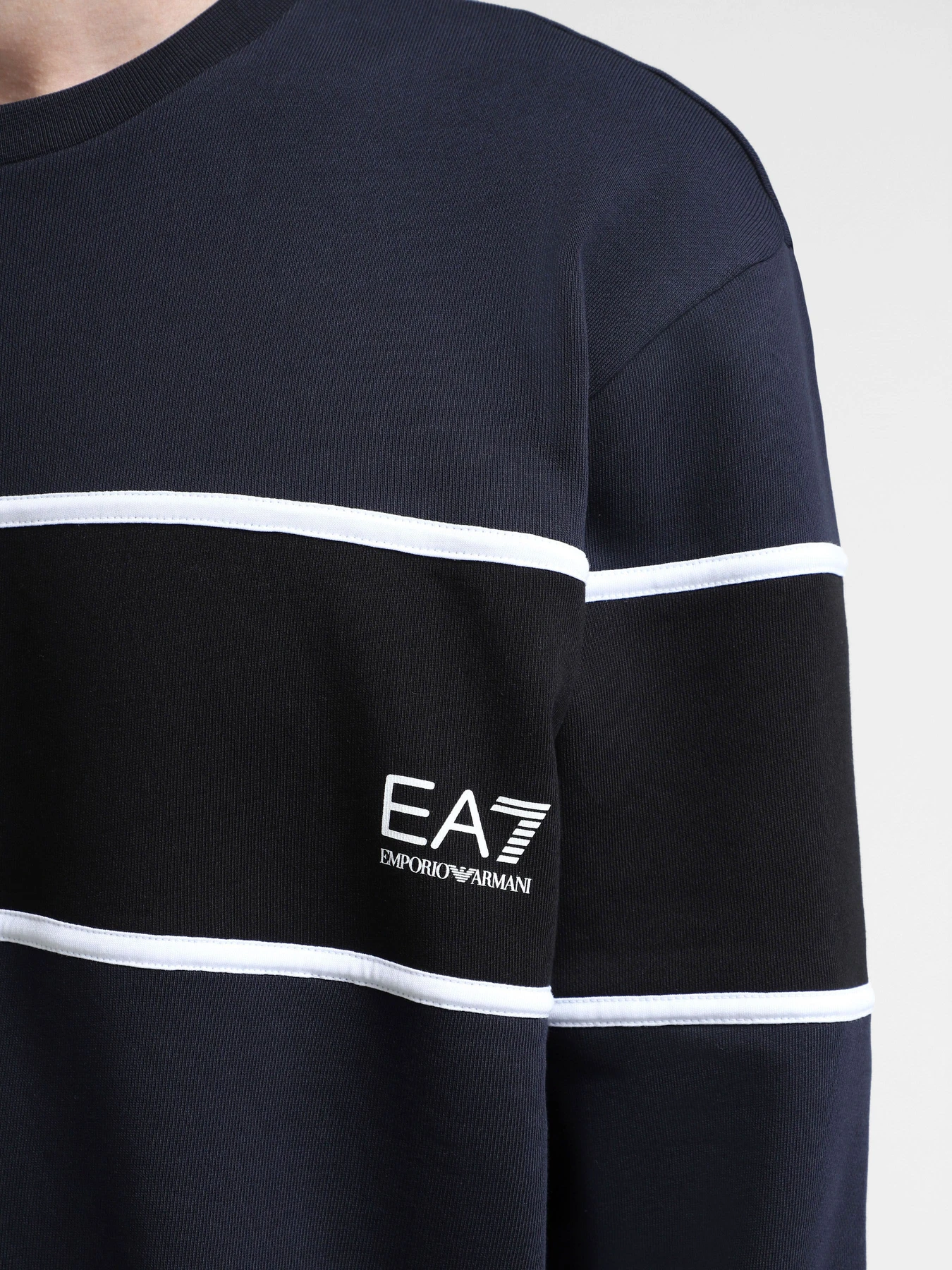Худі та світшоти EA7 Athletic Colour Block модель 6DPM80-PJTKZ-1562 Худі та світшоти EA7 Athletic Colour Block модель 6DPM80-PJTKZ-1562 Фото