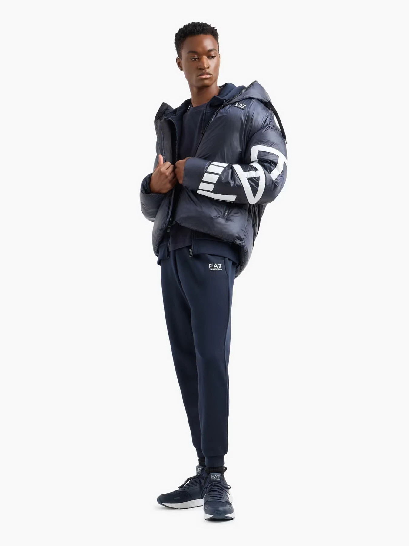 Футболки і поло EA7 Logo Series модель 6DPT08-PJTJZ-1562 Фото