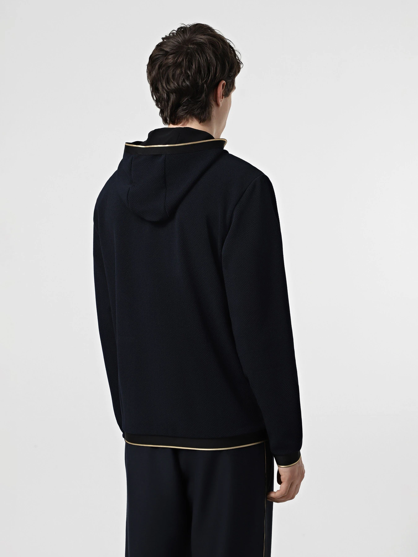 Худи и свитшоты EA7 Gold Label модель 7M000037-AF10344-UB102 Худи и свитшоты EA7 Gold Label модель 7M000037-AF10344-UB102 Фото