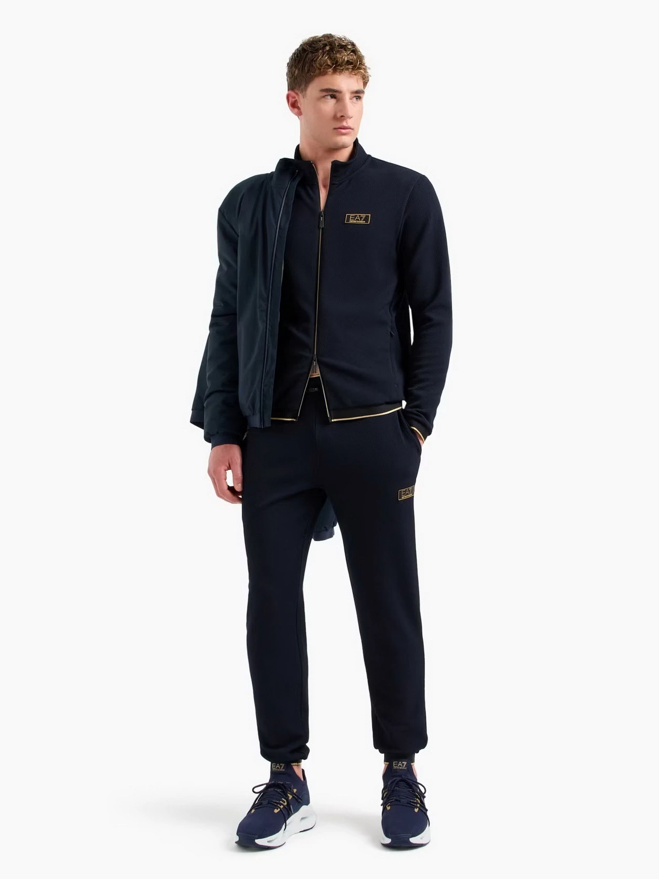 Брюки EA7 Gold Label модель 7M000030-AF10344-UB102 Брюки EA7 Gold Label модель 7M000030-AF10344-UB102 Фото