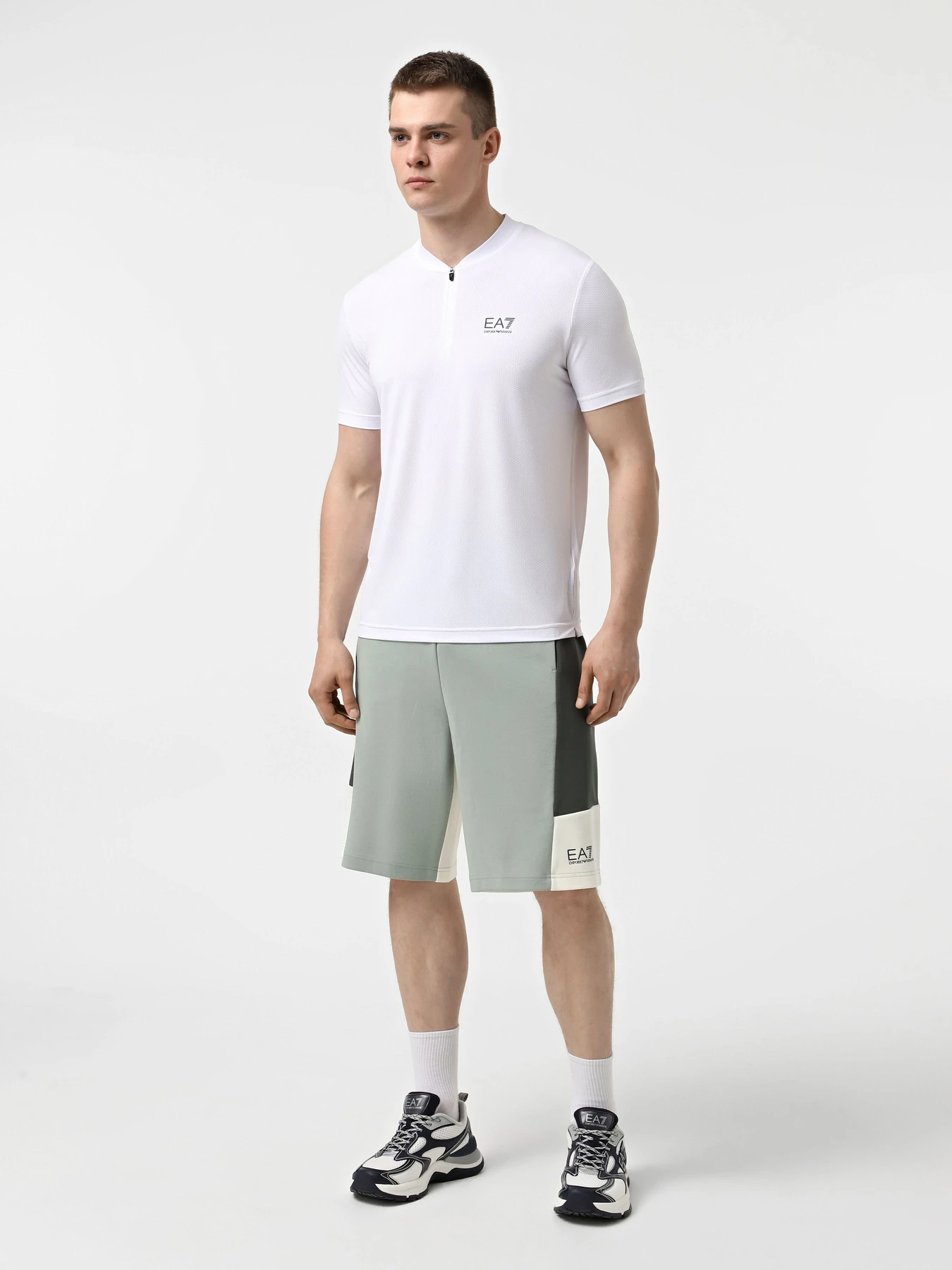 Футболки і поло EA7 Tennis Pro модель 7M000166-AF13755-U0002 Футболки і поло EA7 Tennis Pro модель 7M000166-AF13755-U0002 Фото