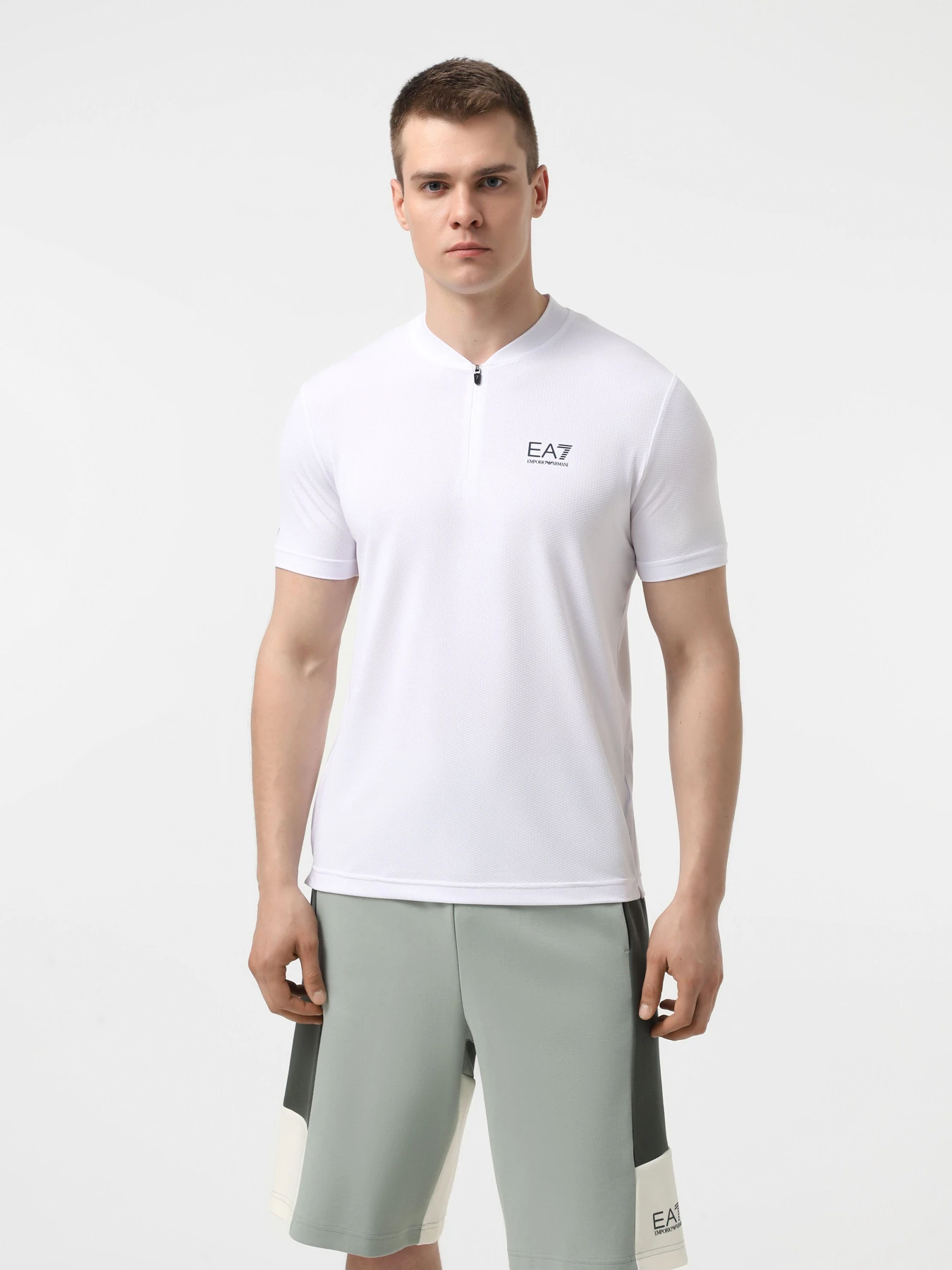 Футболки і поло EA7 Tennis Pro модель 7M000166-AF13755-U0002 Футболки і поло EA7 Tennis Pro модель 7M000166-AF13755-U0002 Фото