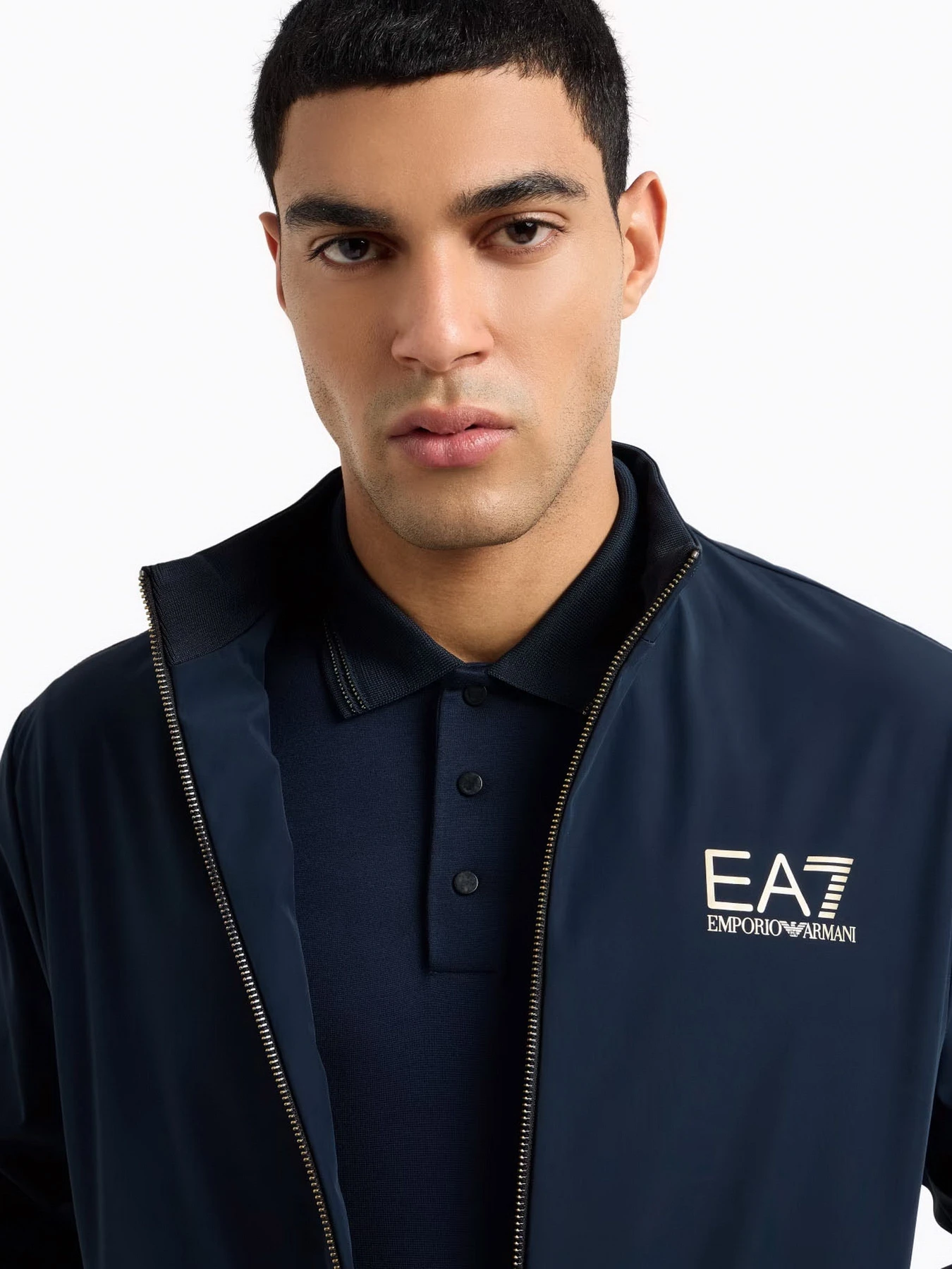 Куртки и дубленки EA7 модель 7M000312-AF13562-UB102 Фото