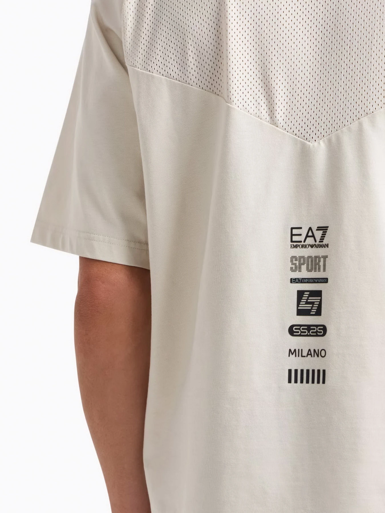 Футболки і поло EA7 Athletic Mix модель 7M000323-AF12874-U1112 Футболки і поло EA7 Athletic Mix модель 7M000323-AF12874-U1112 Фото