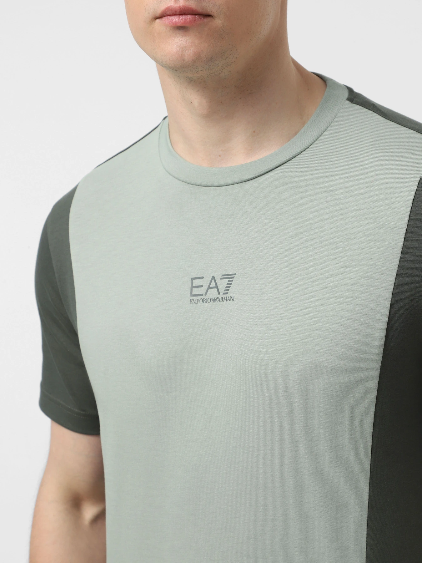 Футболки и поло EA7 Summerblock модель 7M000276-AF12874-U9024 Фото