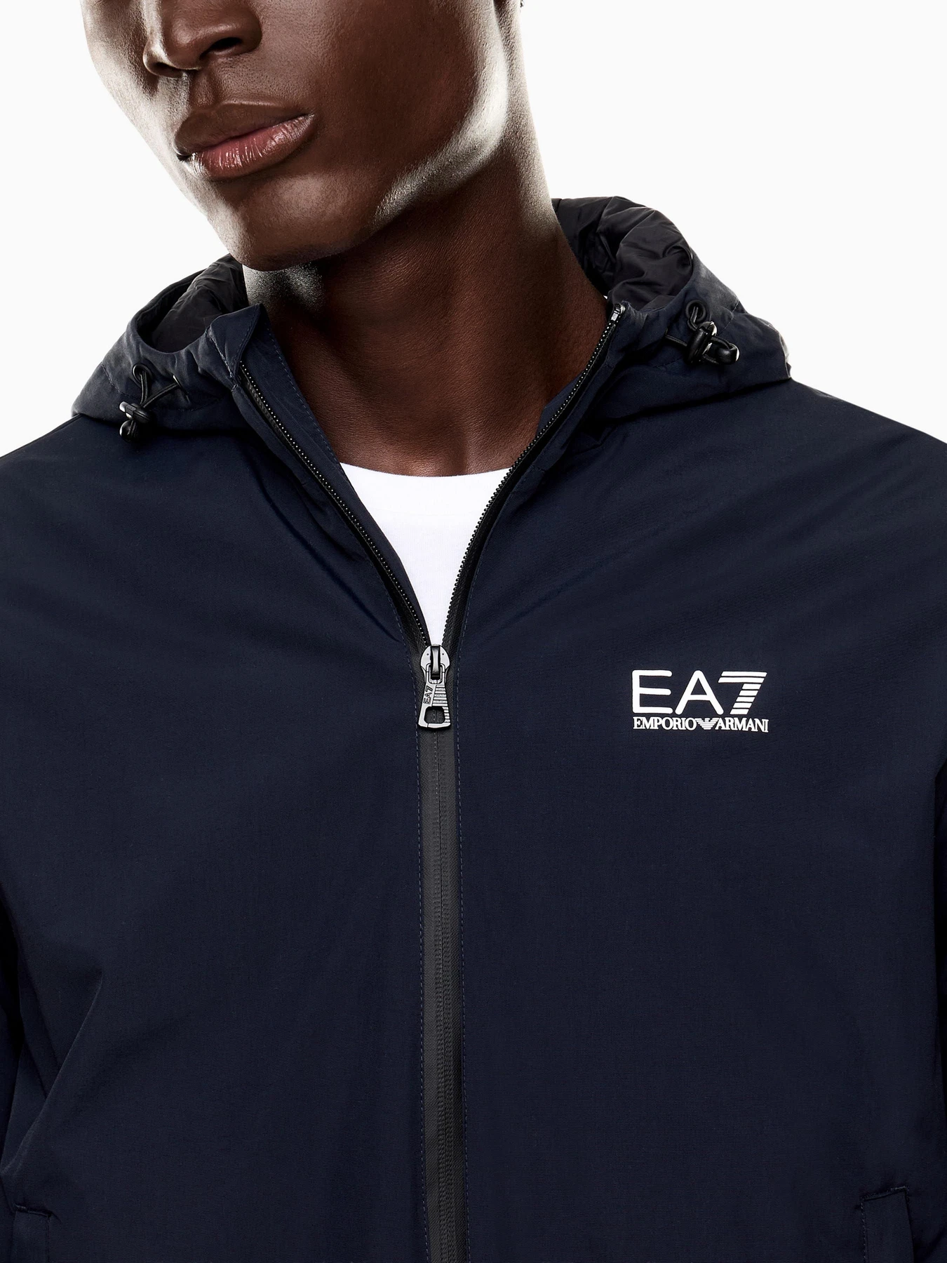 Куртки та дублянки EA7 модель 8NPB21-PNFZZ-1562 Куртки та дублянки EA7 модель 8NPB21-PNFZZ-1562 Фото