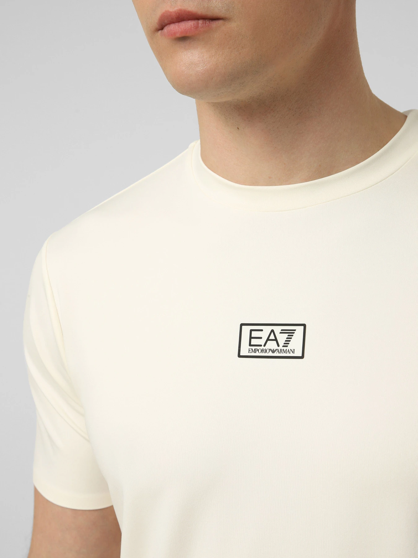Футболки и поло EA7 модель 7M001370-AF17770-U0004 Футболки и поло EA7 модель 7M001370-AF17770-U0004 Фото