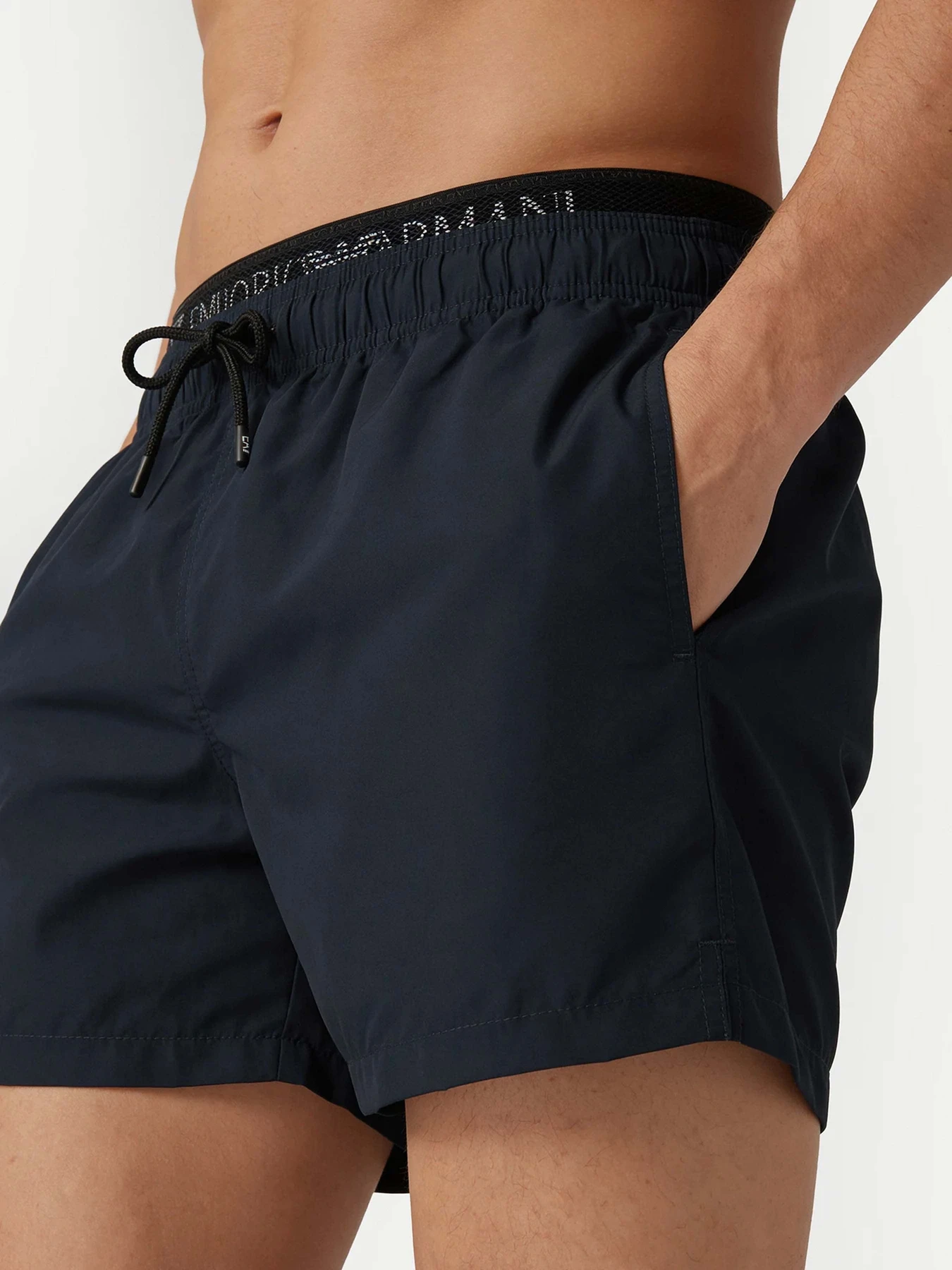 Одежда для пляжа EA7 модель 7M001689-AF21074-UB102 Одежда для пляжа EA7 модель 7M001689-AF21074-UB102 Фото