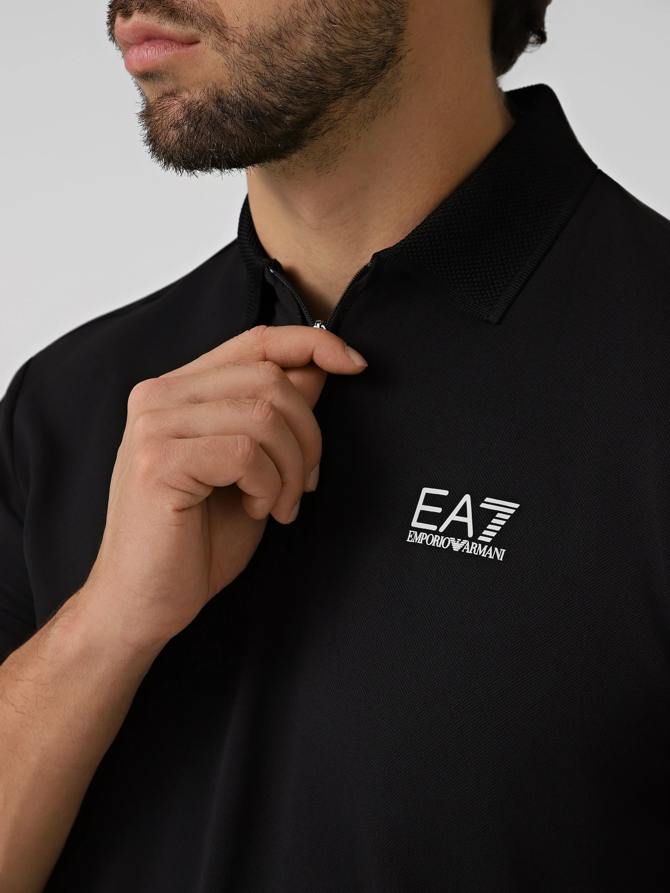 Футболки и поло EA7 модель 7M002480-AF27204-UC001 Футболки и поло EA7 модель 7M002480-AF27204-UC001 Фото