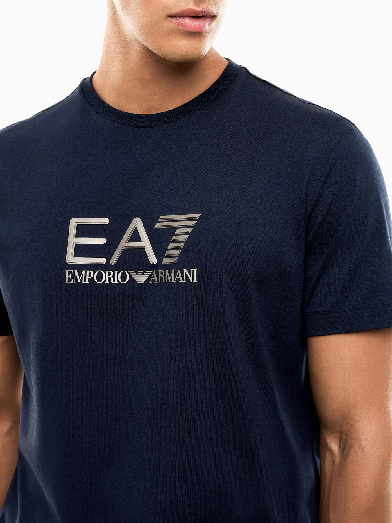 Футболки и поло EA7 модель 7M002095-AF27714-UB102 Футболки и поло EA7 модель 7M002095-AF27714-UB102 Фото