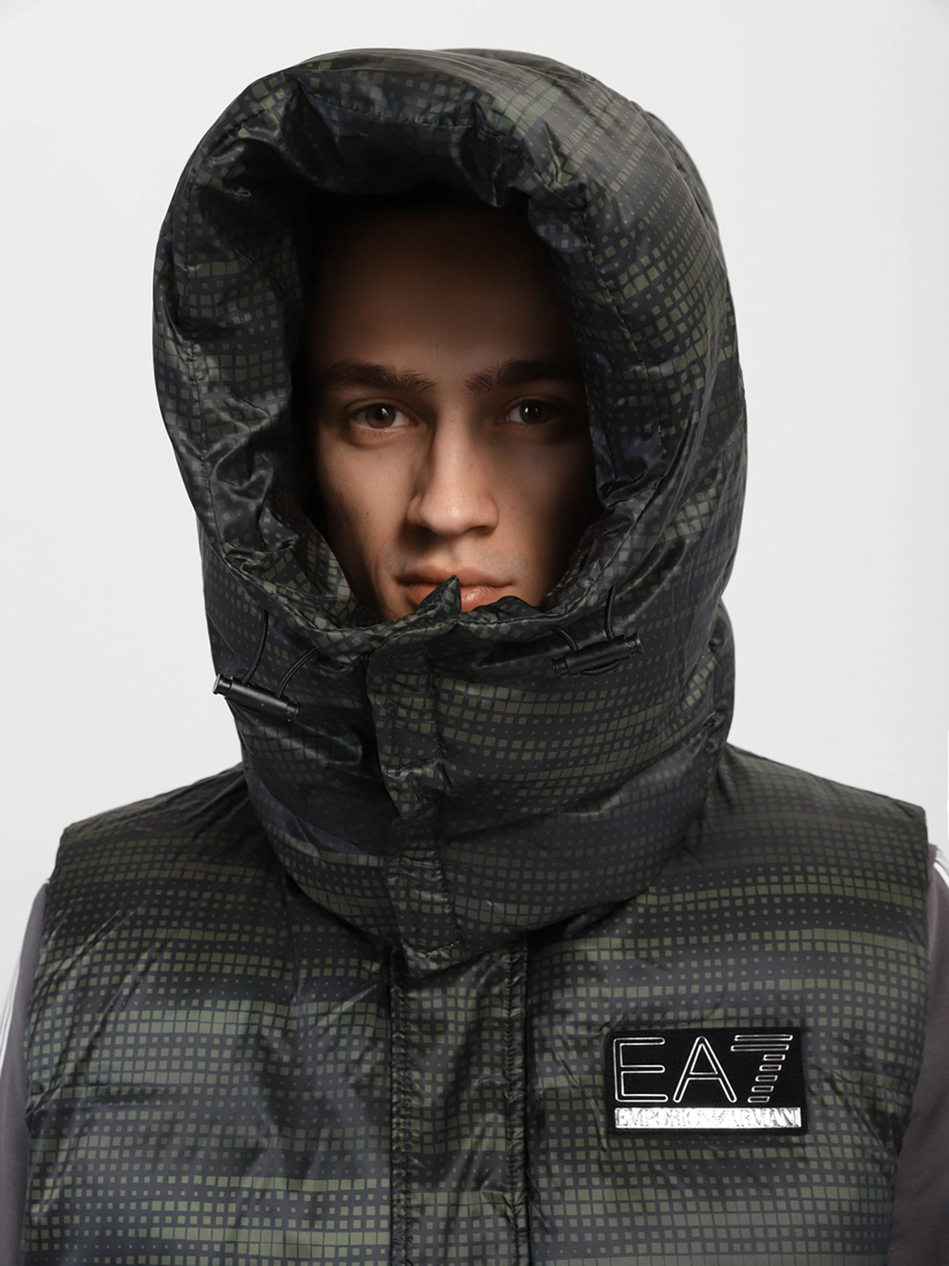 Куртки и дубленки EA7 модель 6KPQ08-PN1MZ-2816 Куртки и дубленки EA7 модель 6KPQ08-PN1MZ-2816 Фото