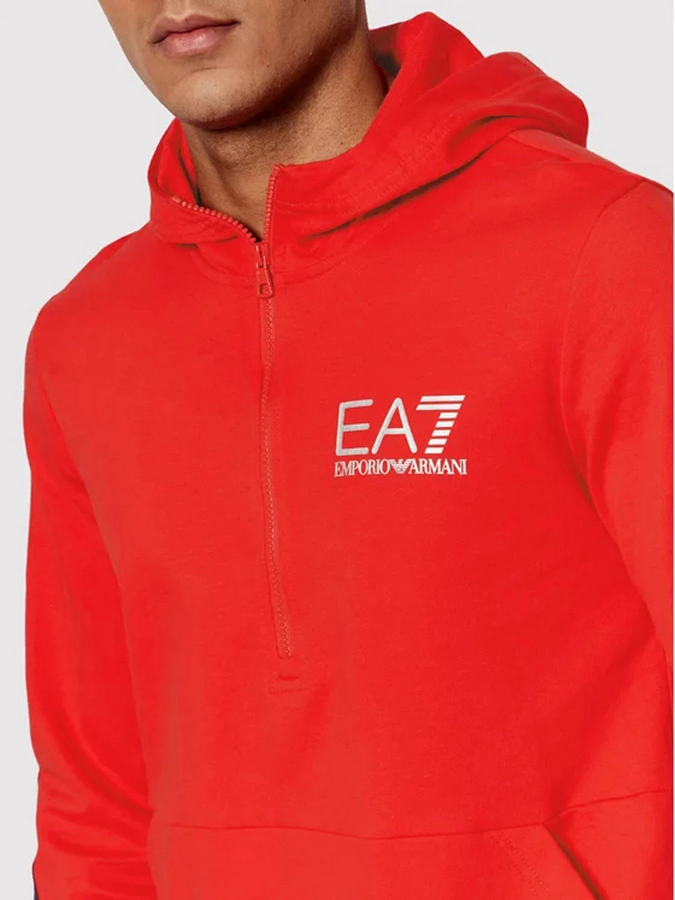 Костюмы EA7 модель 3LPV56-PJ05Z-24BG Костюмы EA7 модель 3LPV56-PJ05Z-24BG Фото