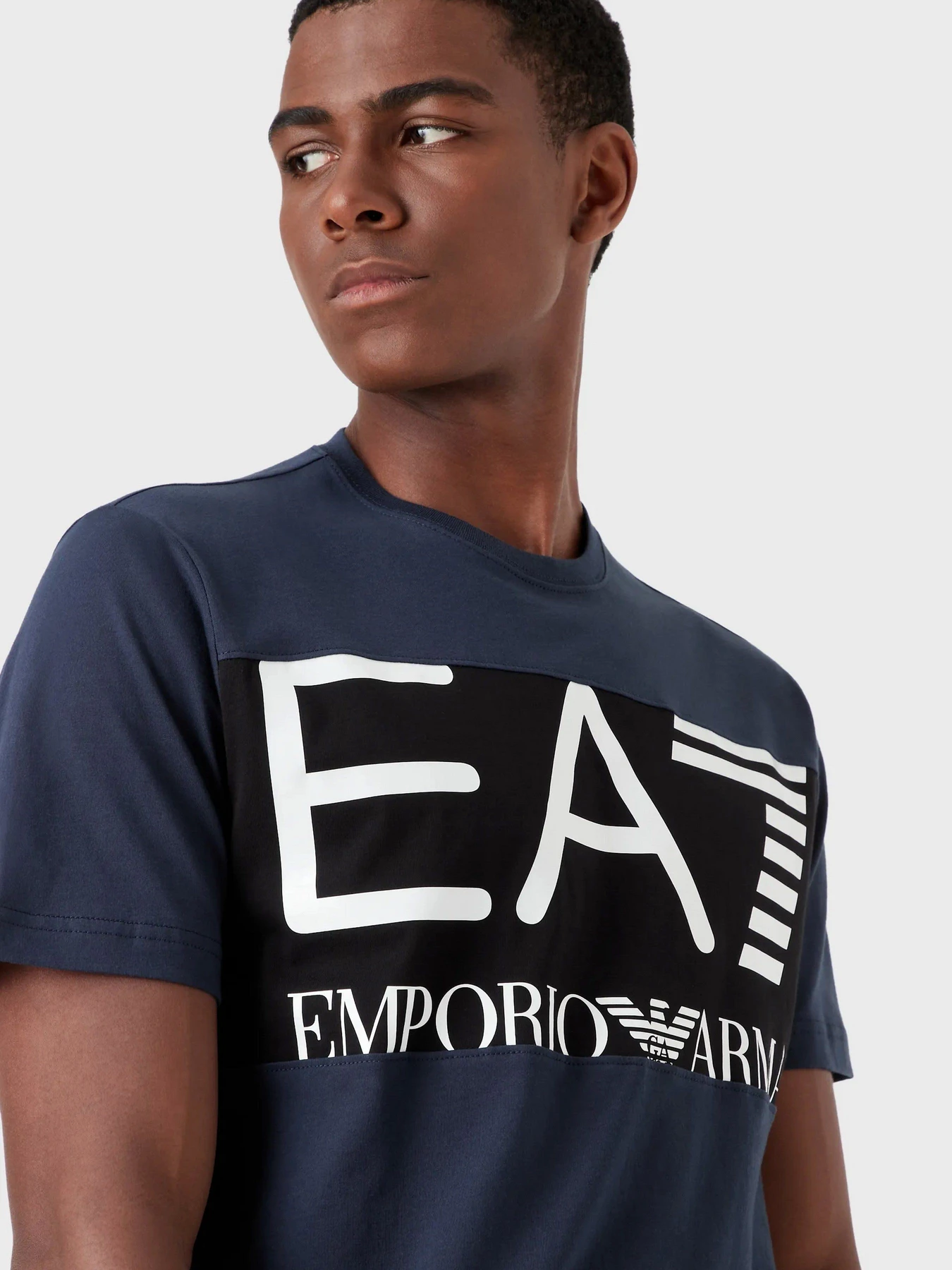 Футболки і поло EA7 Logo Series модель 6LPT24-PJ7CZ-1554 Футболки і поло EA7 Logo Series модель 6LPT24-PJ7CZ-1554 Фото