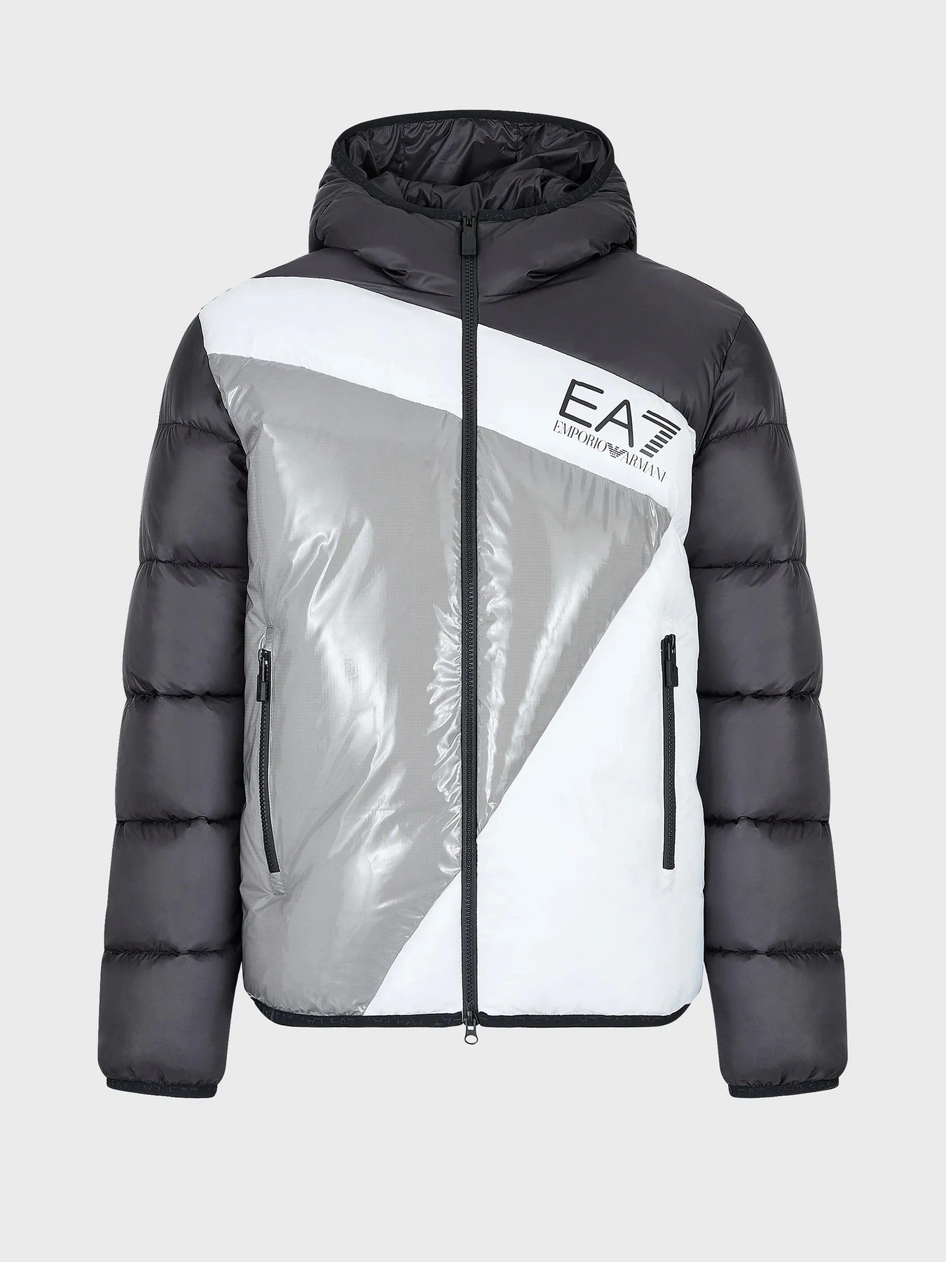 Куртки и дубленки EA7 модель 6LPB60-PN5ZZ-1200 Куртки и дубленки EA7 модель 6LPB60-PN5ZZ-1200 Фото