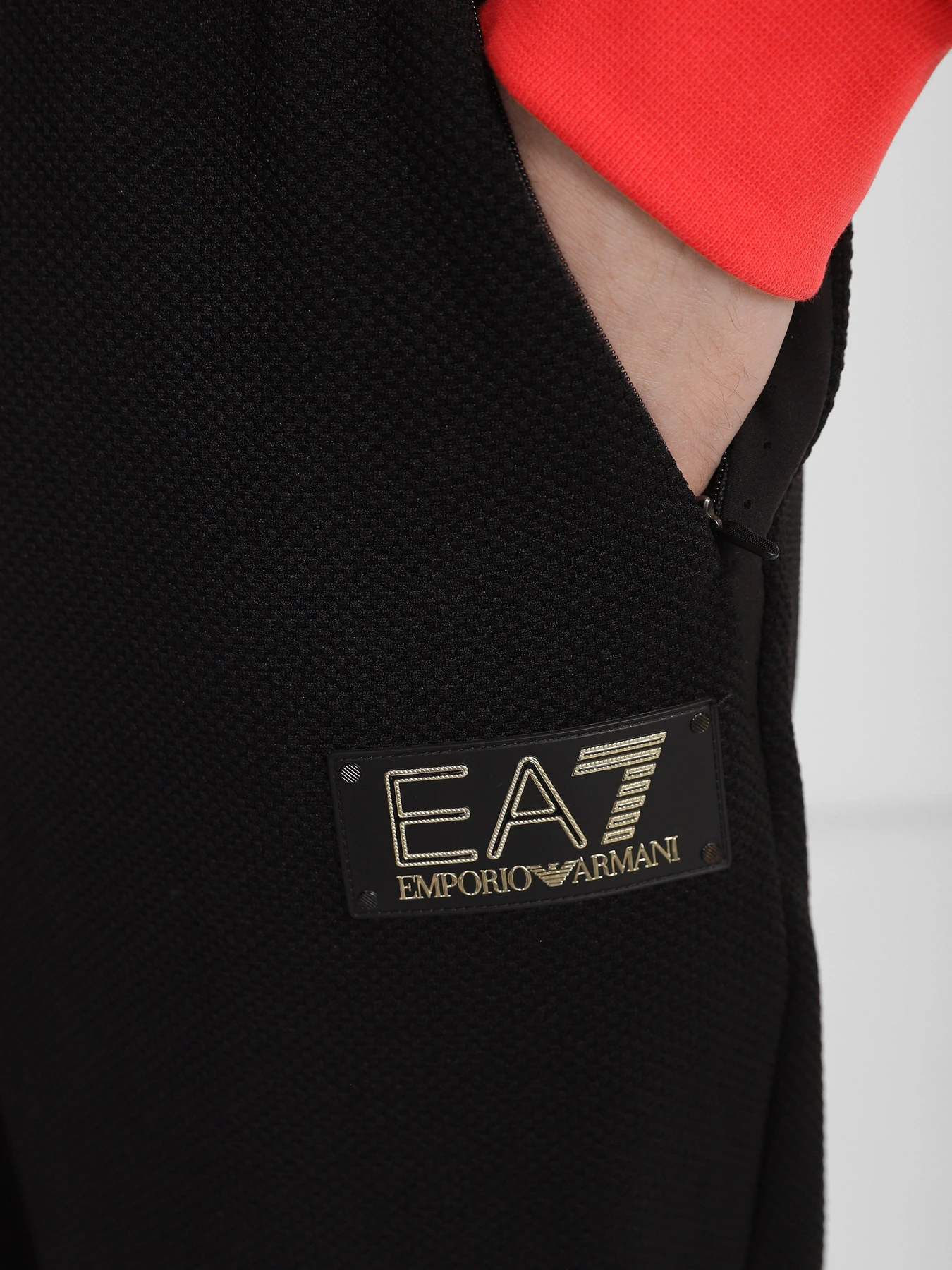 Штани EA7 Gold Label модель 3RPP69-PJG1Z-1200 Штани EA7 Gold Label модель 3RPP69-PJG1Z-1200 Фото