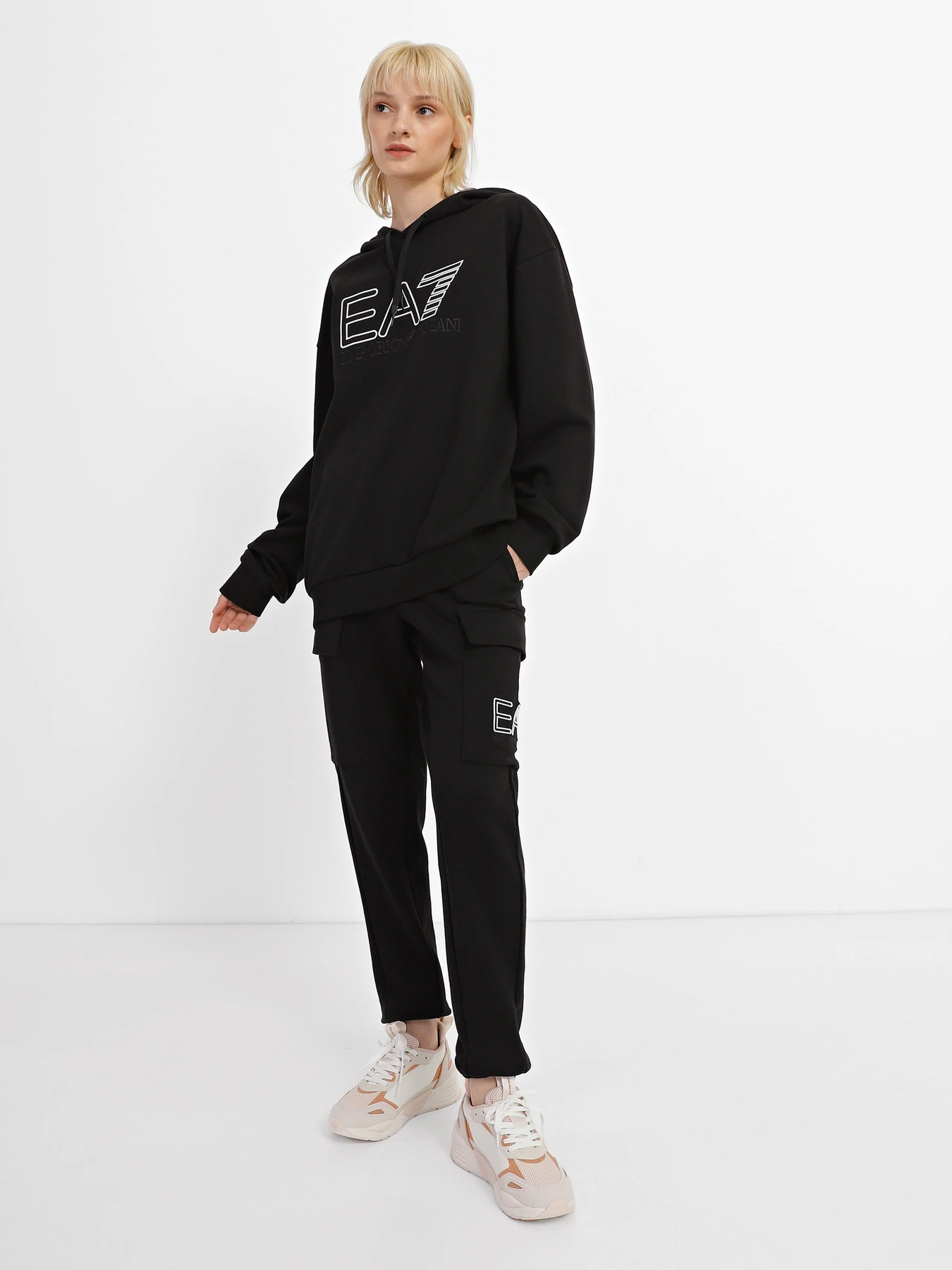 Худи и свитшоты EA7 Logo Series модель 3RUM07-PJEQZ-0200 Худи и свитшоты EA7 Logo Series модель 3RUM07-PJEQZ-0200 Фото