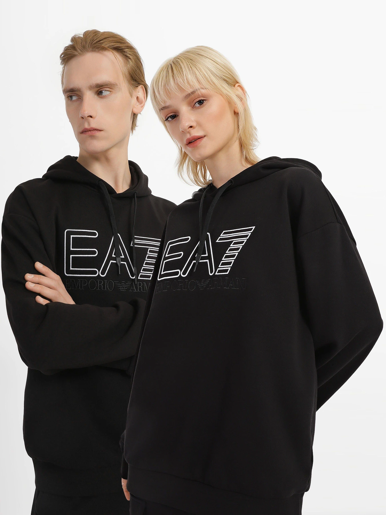 Худи и свитшоты EA7 Logo Series модель 3RUM07-PJEQZ-0200 Худи и свитшоты EA7 Logo Series модель 3RUM07-PJEQZ-0200 Фото