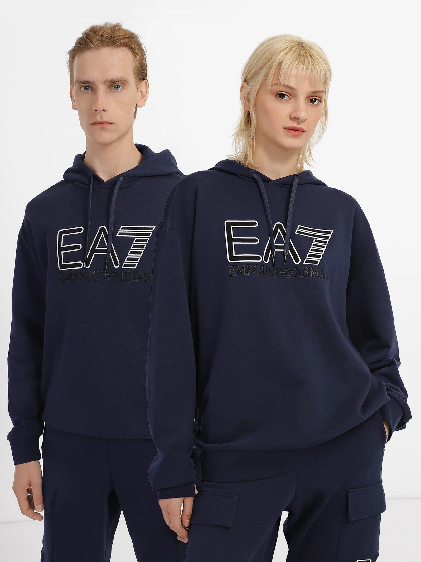 Худи и свитшоты EA7 Logo Series модель 3RUM07-PJEQZ-0554 Худи и свитшоты EA7 Logo Series модель 3RUM07-PJEQZ-0554 Фото