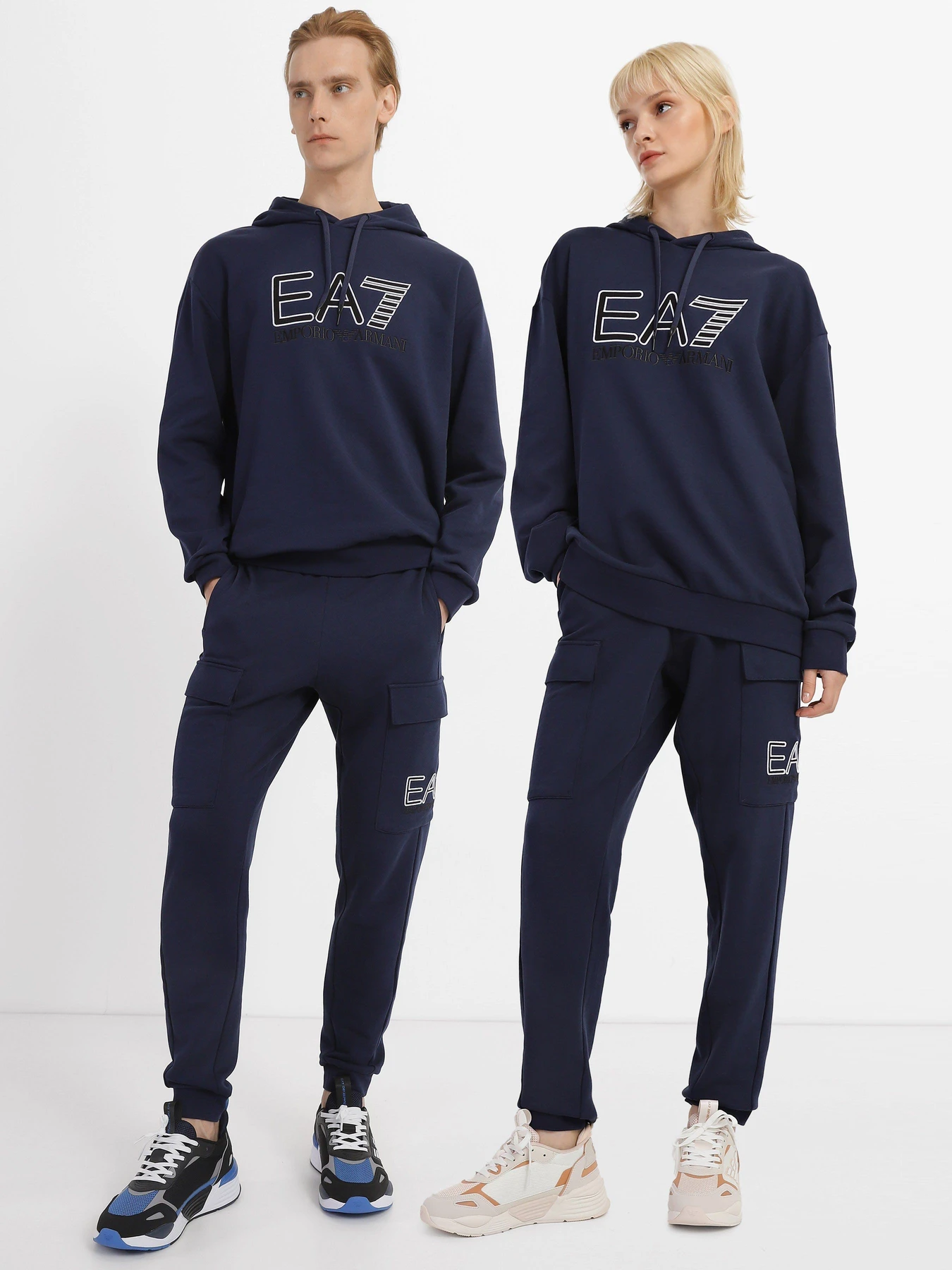 Брюки EA7 Logo Series модель 3RUP54-PJEQZ-0554 Брюки EA7 Logo Series модель 3RUP54-PJEQZ-0554 Фото