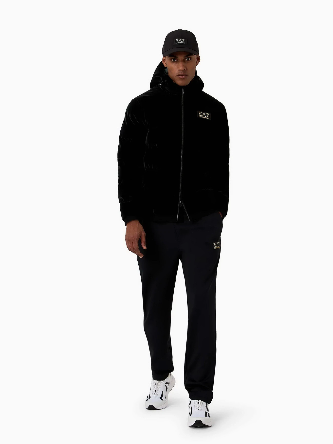 Куртки та дублянки EA7 Gold Label модель 6RPB19-PNEBZ-1200 Куртки та дублянки EA7 Gold Label модель 6RPB19-PNEBZ-1200 Фото
