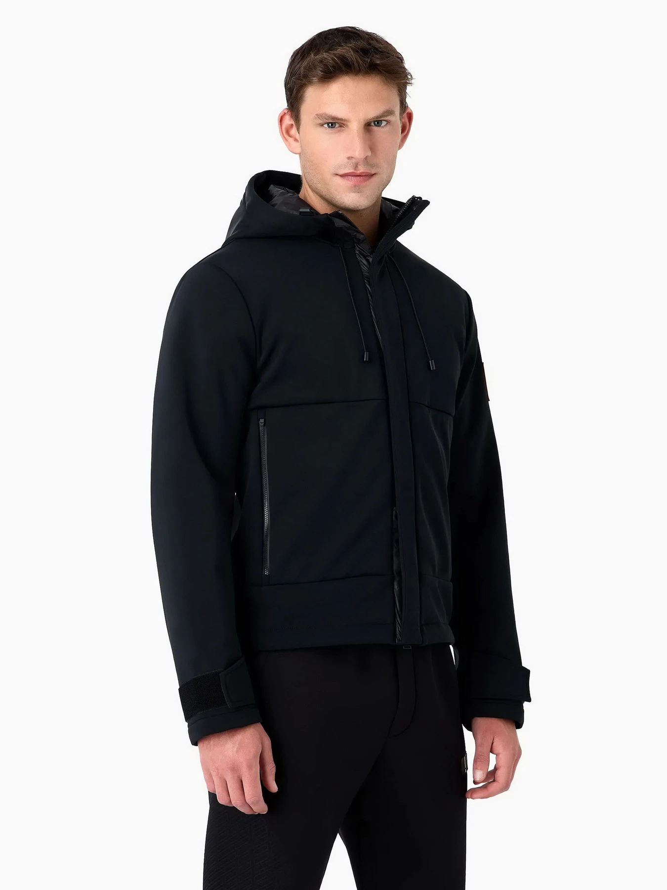 Куртки и дубленки EA7 MOUNTAIN Softshell модель 6RPB24-PN8HZ-1200 Куртки и дубленки EA7 MOUNTAIN Softshell модель 6RPB24-PN8HZ-1200 Фото