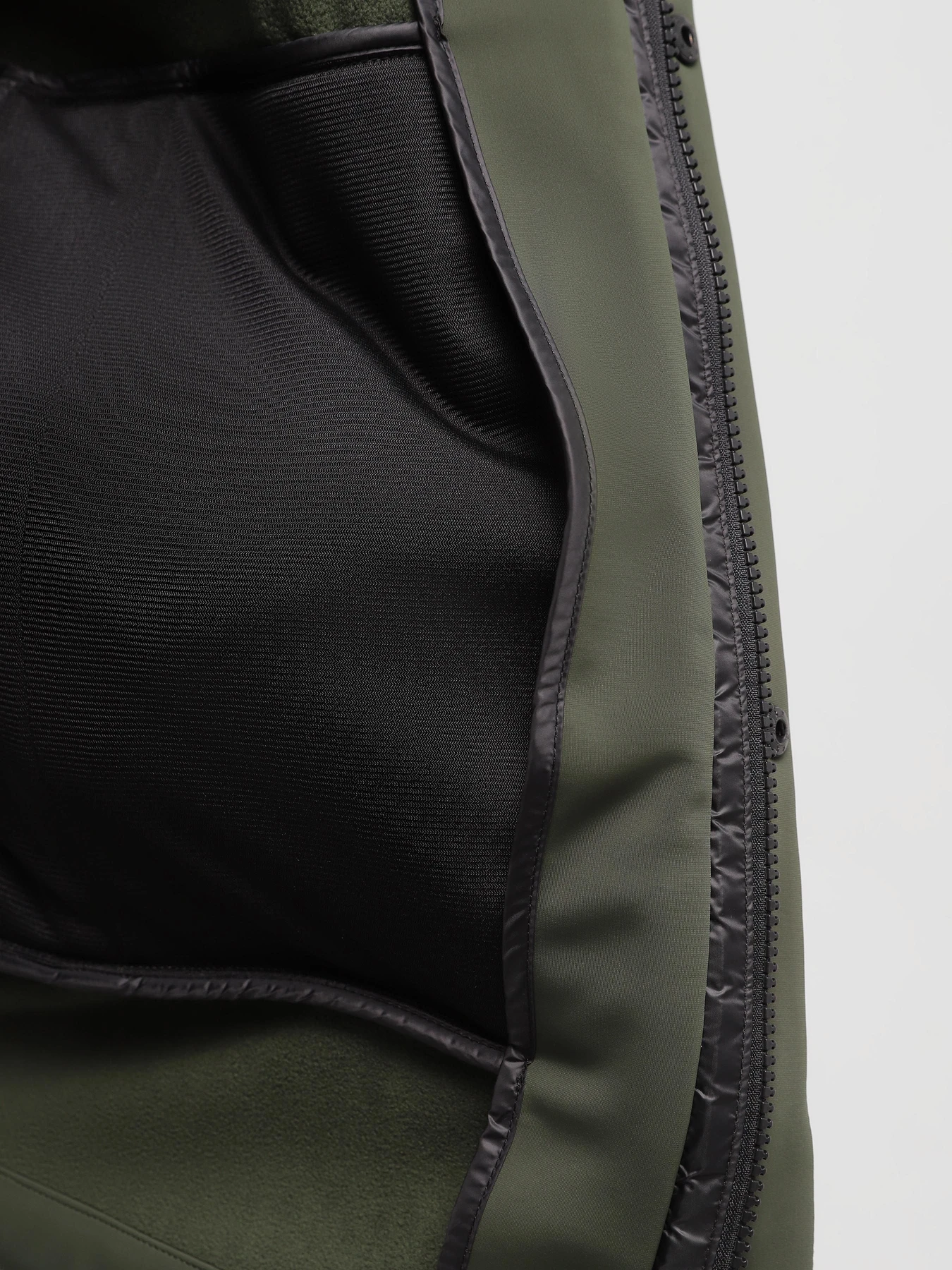 Куртки та дублянки EA7 MOUNTAIN Softshell модель 6RPB24-PN8HZ-1845 Фото