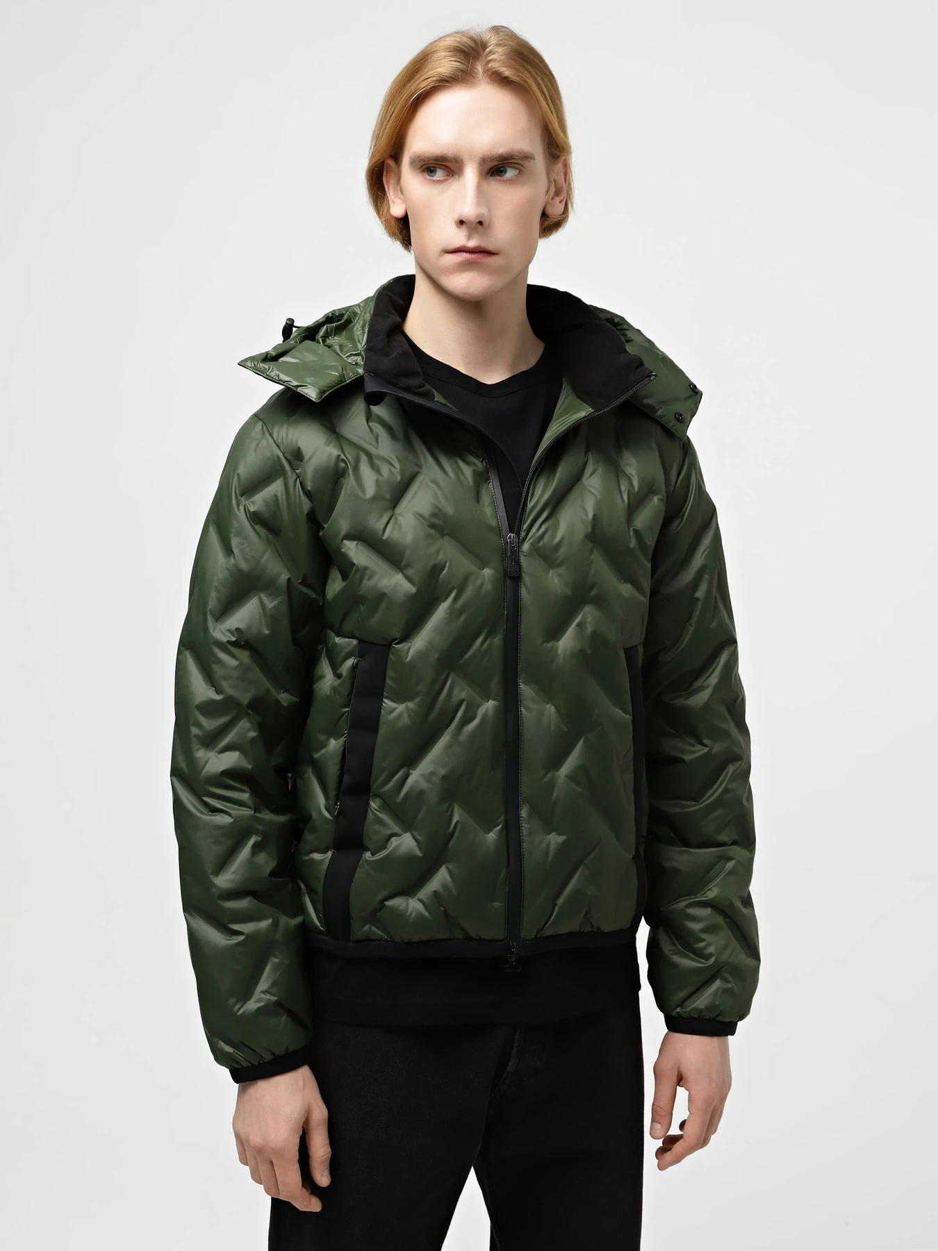 Куртки и дубленки EA7 ARDOR7 RECYCLED модель 6RPB64-PN8MZ-1845 Куртки и дубленки EA7 ARDOR7 RECYCLED модель 6RPB64-PN8MZ-1845 Фото