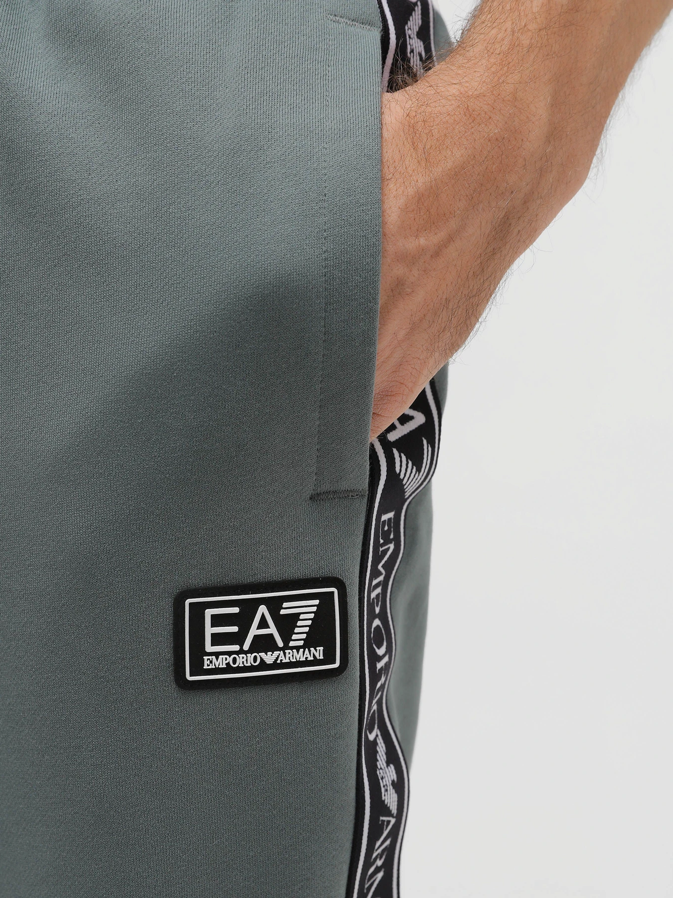 Штани EA7 Logo Series модель 6RPP55-PJ07Z-1842 Фото