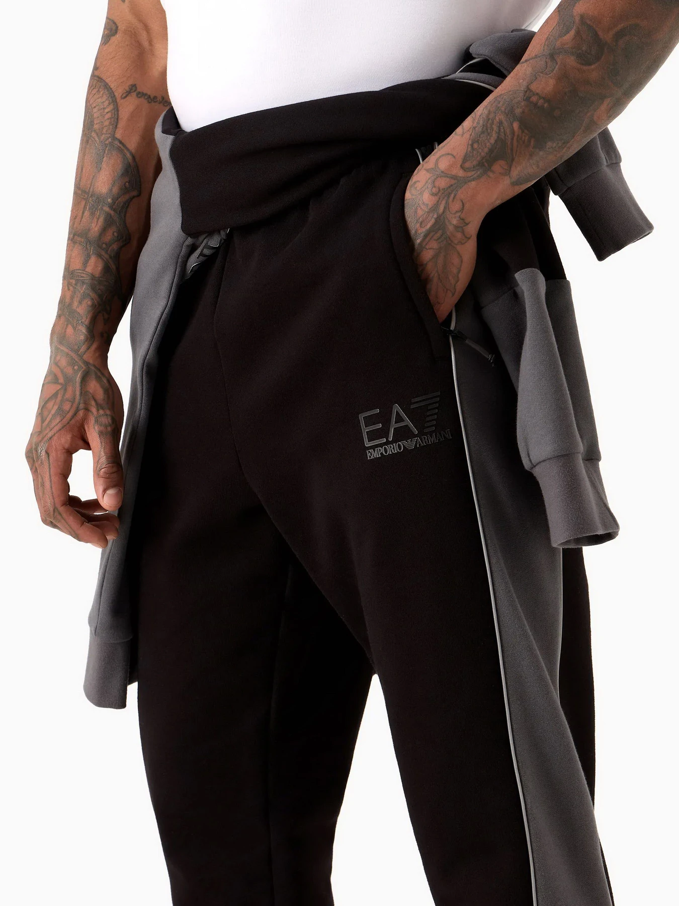 Брюки EA7 Athletic Colour Block модель 6RPP64-PJ07Z-1200 Фото