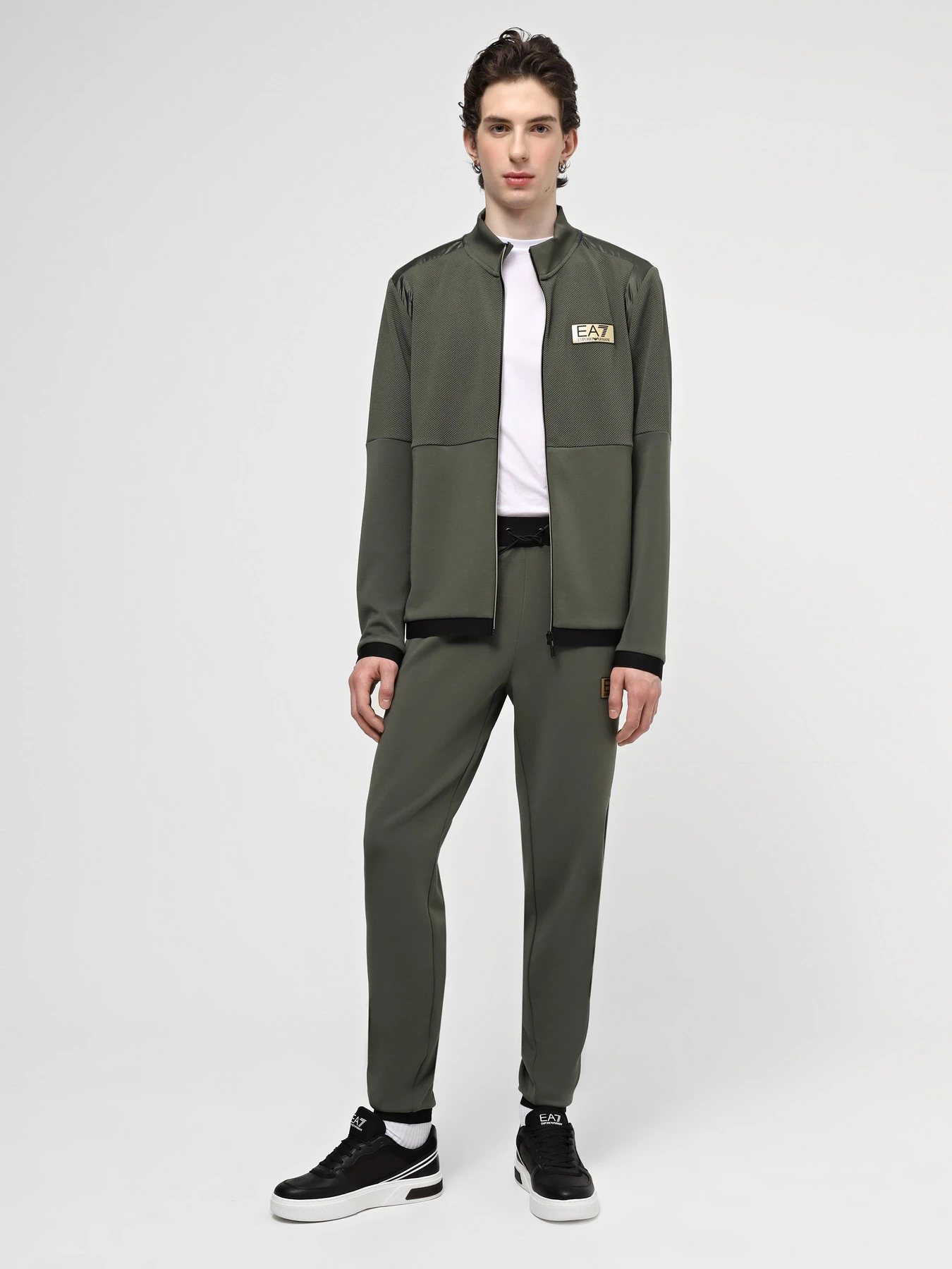 Брюки EA7 Gold Label модель 3DPP61-PJUZZ-1846 Брюки EA7 Gold Label модель 3DPP61-PJUZZ-1846 Фото
