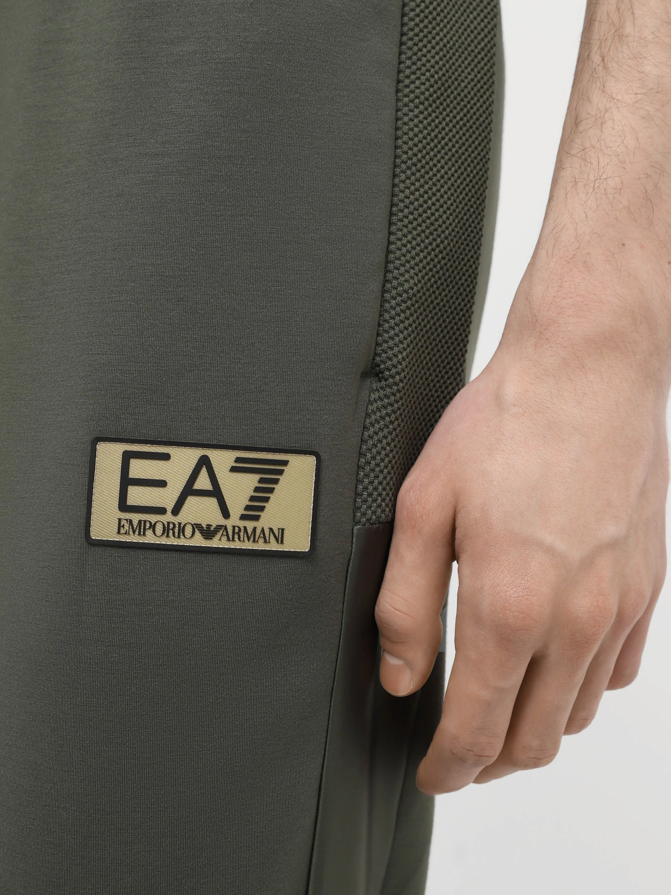 Брюки EA7 Gold Label модель 3DPP61-PJUZZ-1846 Брюки EA7 Gold Label модель 3DPP61-PJUZZ-1846 Фото