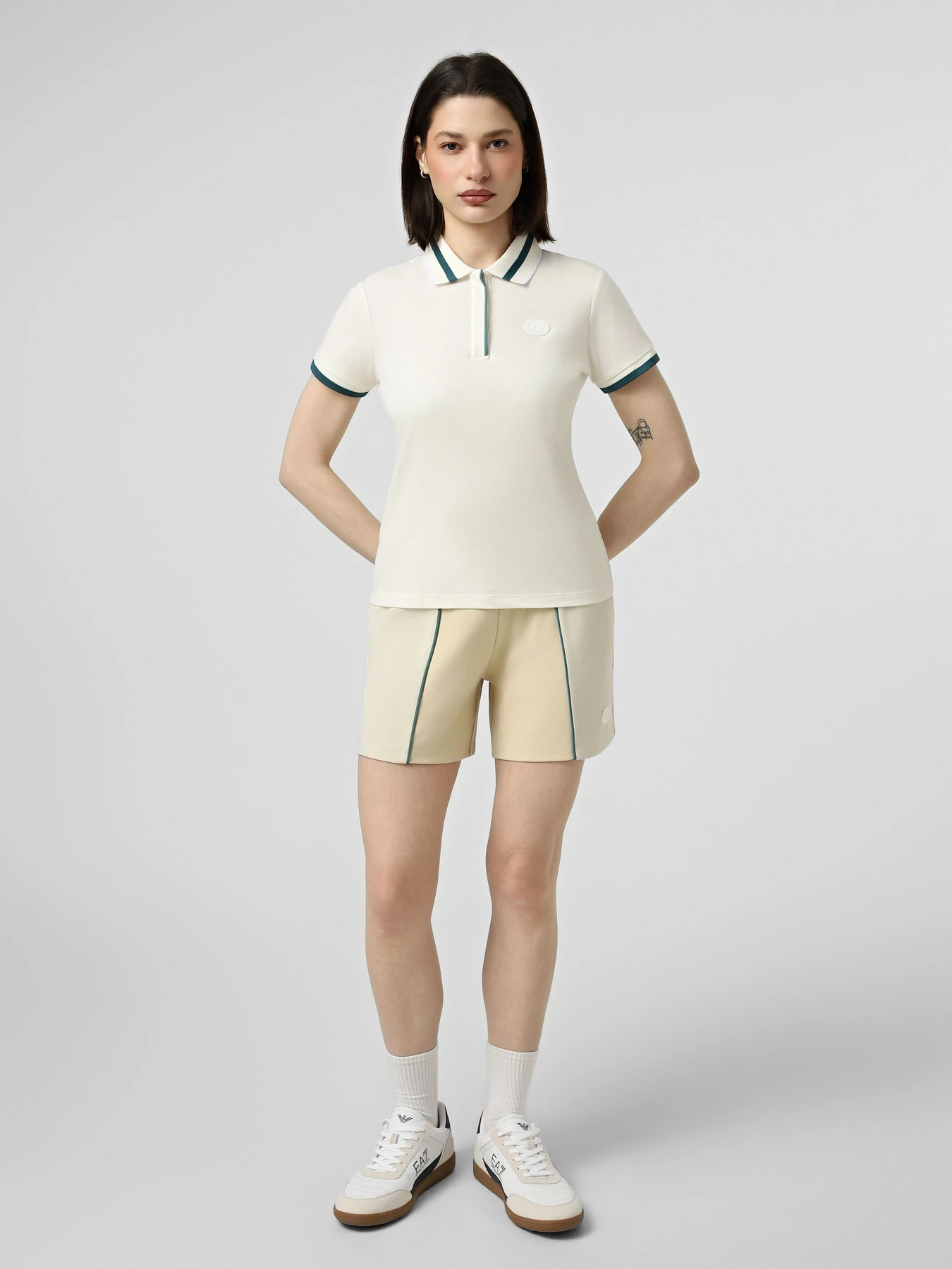 Шорти EA7 модель 7W000915-AF13289-U1088 Шорти EA7 модель 7W000915-AF13289-U1088 Фото