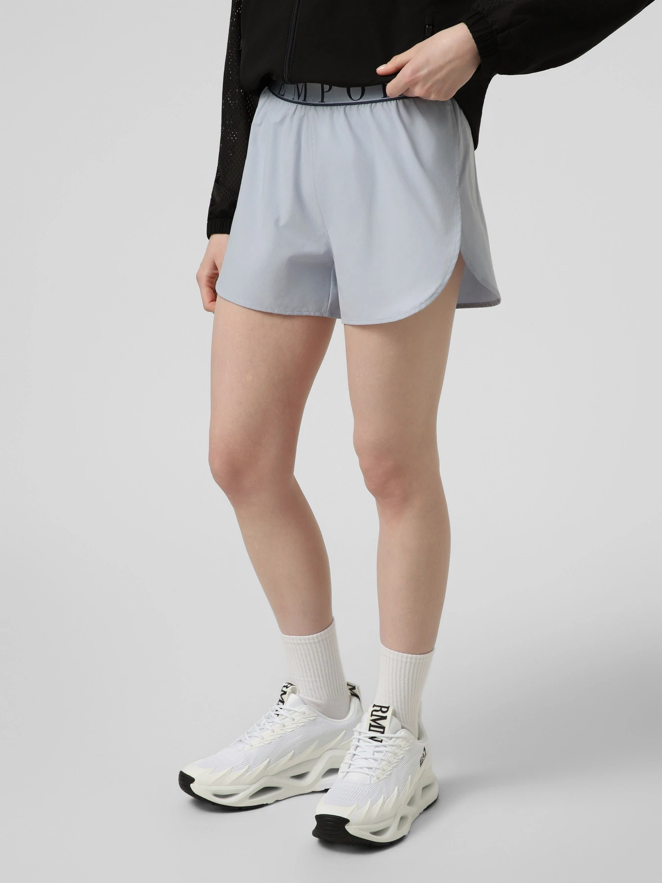 Шорты EA7 модель 7W000931-AF15724-U9309 Шорты EA7 модель 7W000931-AF15724-U9309 Фото