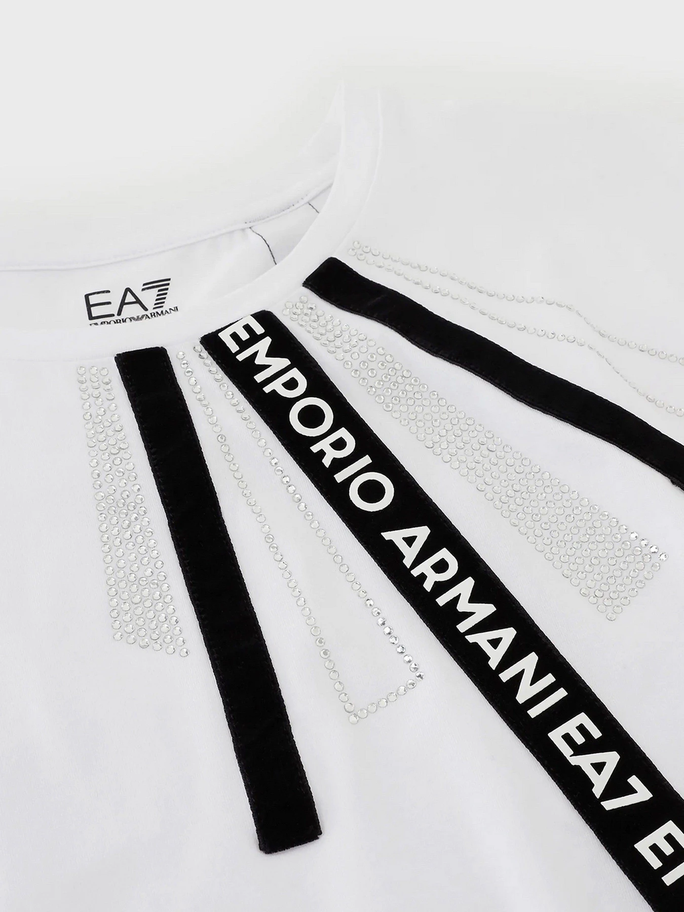 Футболки і поло EA7 модель 6KTT23-TJ29Z-1100 Футболки і поло EA7 модель 6KTT23-TJ29Z-1100 Фото
