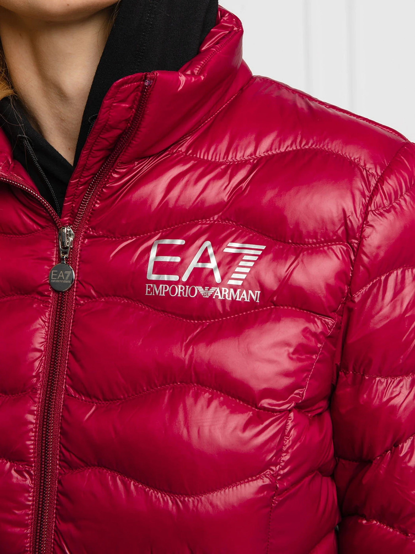 Куртки и дубленки EA7 модель 8NTB21-TN12Z-1410 Фото