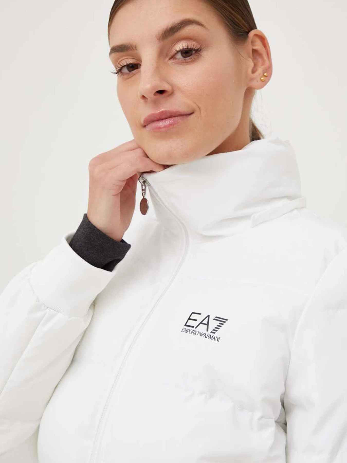 Куртки та дублянки EA7 Premium Shield модель 6LTB04-TN8AZ-1100 Куртки та дублянки EA7 Premium Shield модель 6LTB04-TN8AZ-1100 Фото