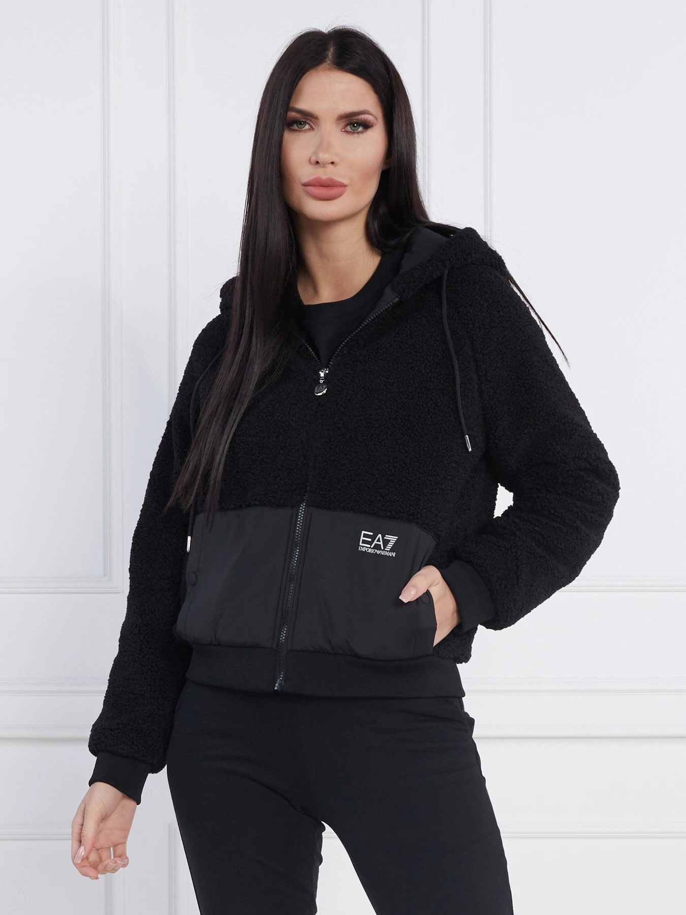 Худі та світшоти EA7 Winter essentials модель 6LTM15-TJGQZ-1200 Худі та світшоти EA7 Winter essentials модель 6LTM15-TJGQZ-1200 Фото