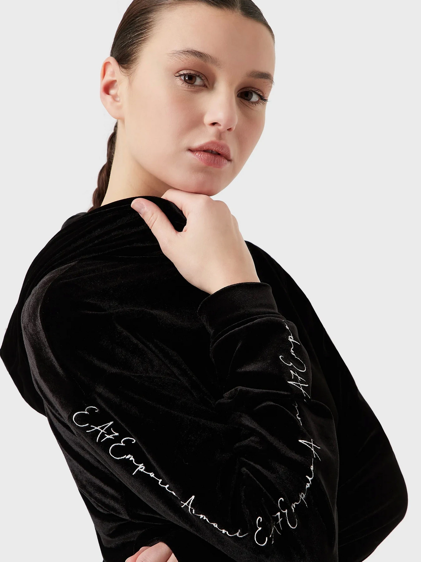 Худи и свитшоты EA7 Athletic Velour модель 6LTM31-TJDWZ-1200 Худи и свитшоты EA7 Athletic Velour модель 6LTM31-TJDWZ-1200 Фото