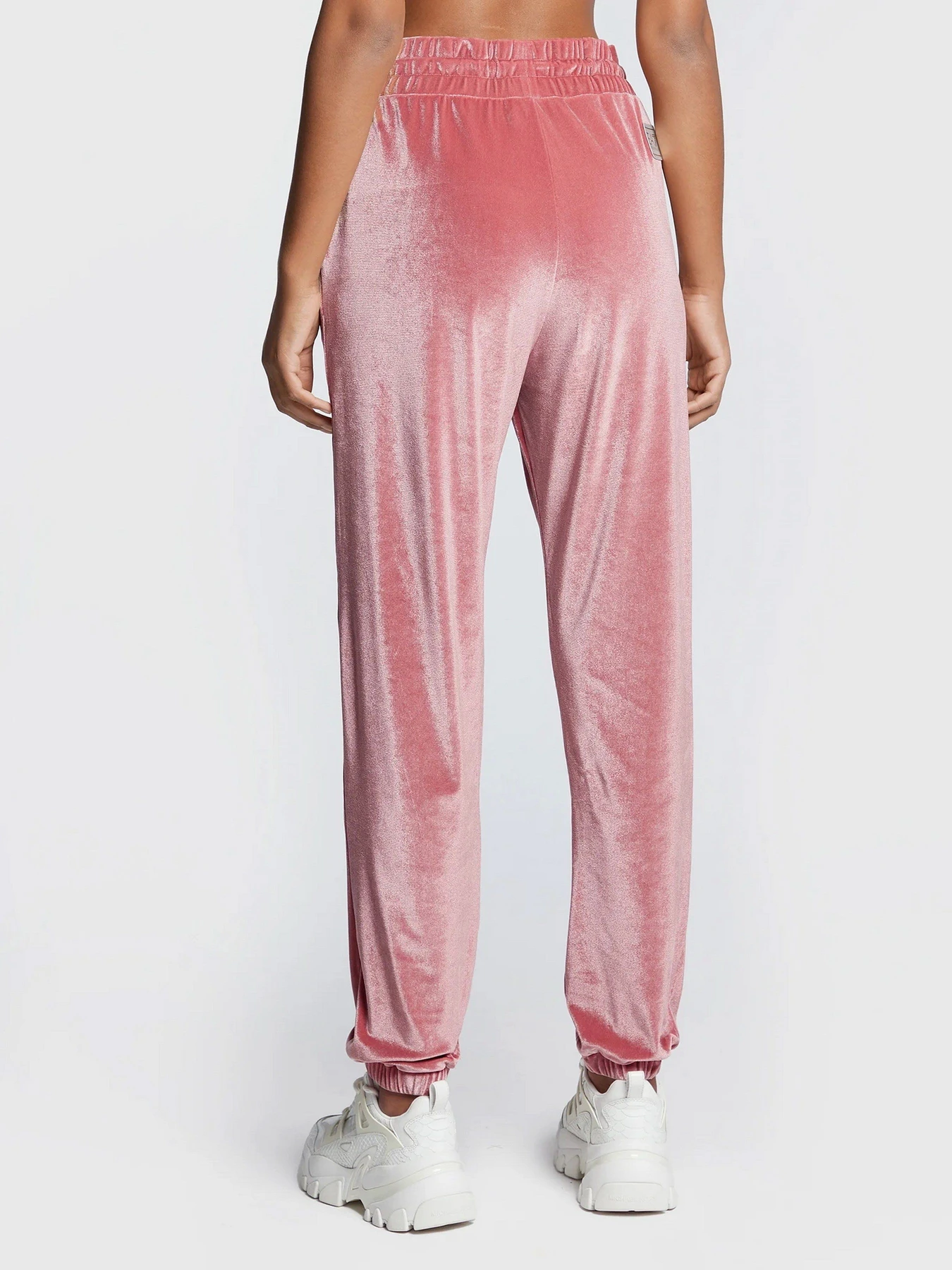 Брюки EA7 Athletic Velour модель 6LTP72-TJDWZ-1438 Брюки EA7 Athletic Velour модель 6LTP72-TJDWZ-1438 Фото