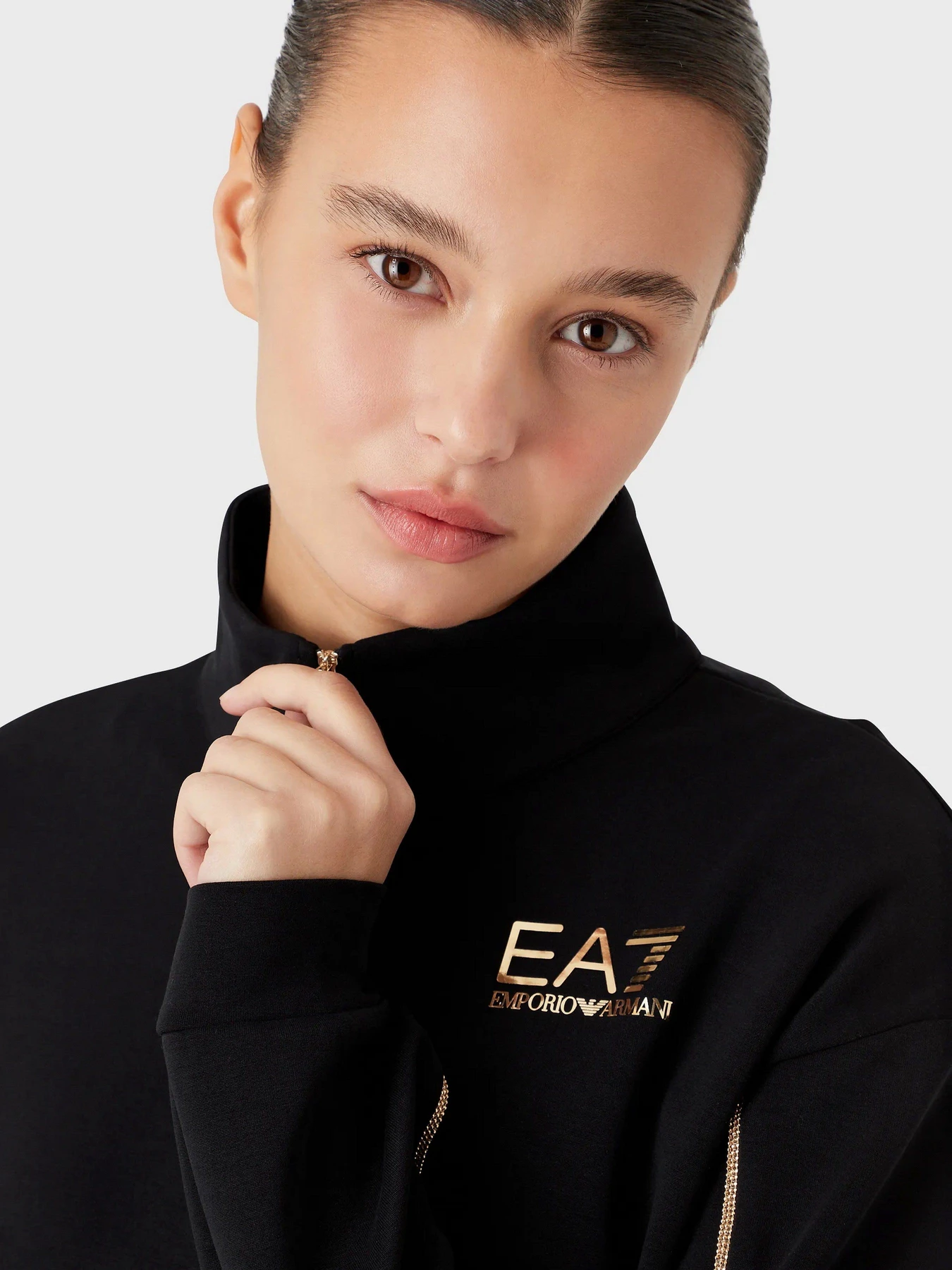 Костюми EA7 модель 6LTV56-TJGEZ-1200 Костюми EA7 модель 6LTV56-TJGEZ-1200 Фото